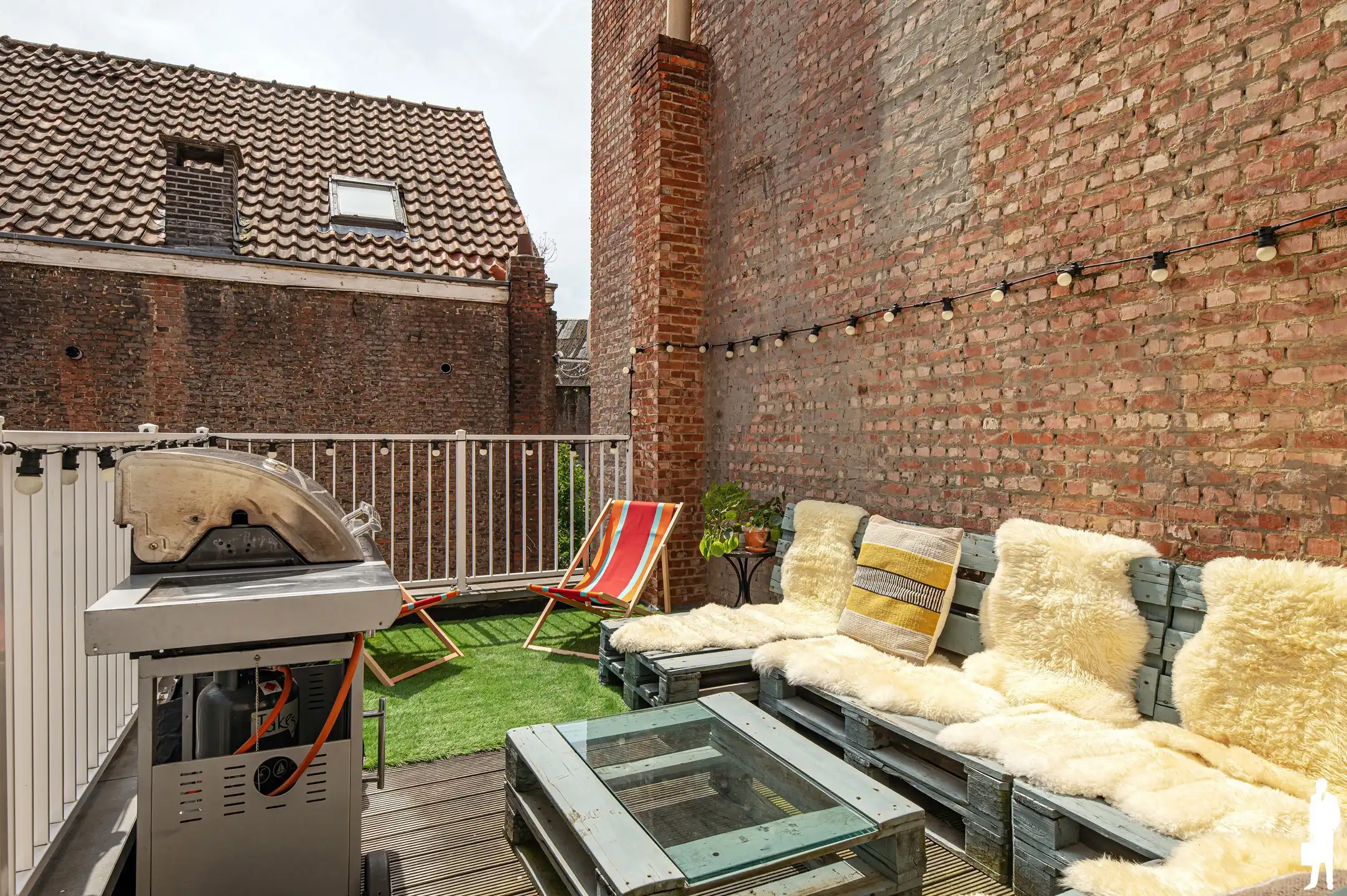 Lichtrijk duplexappartement met twee zonnige terrassen in hartje Antwerpen foto 4