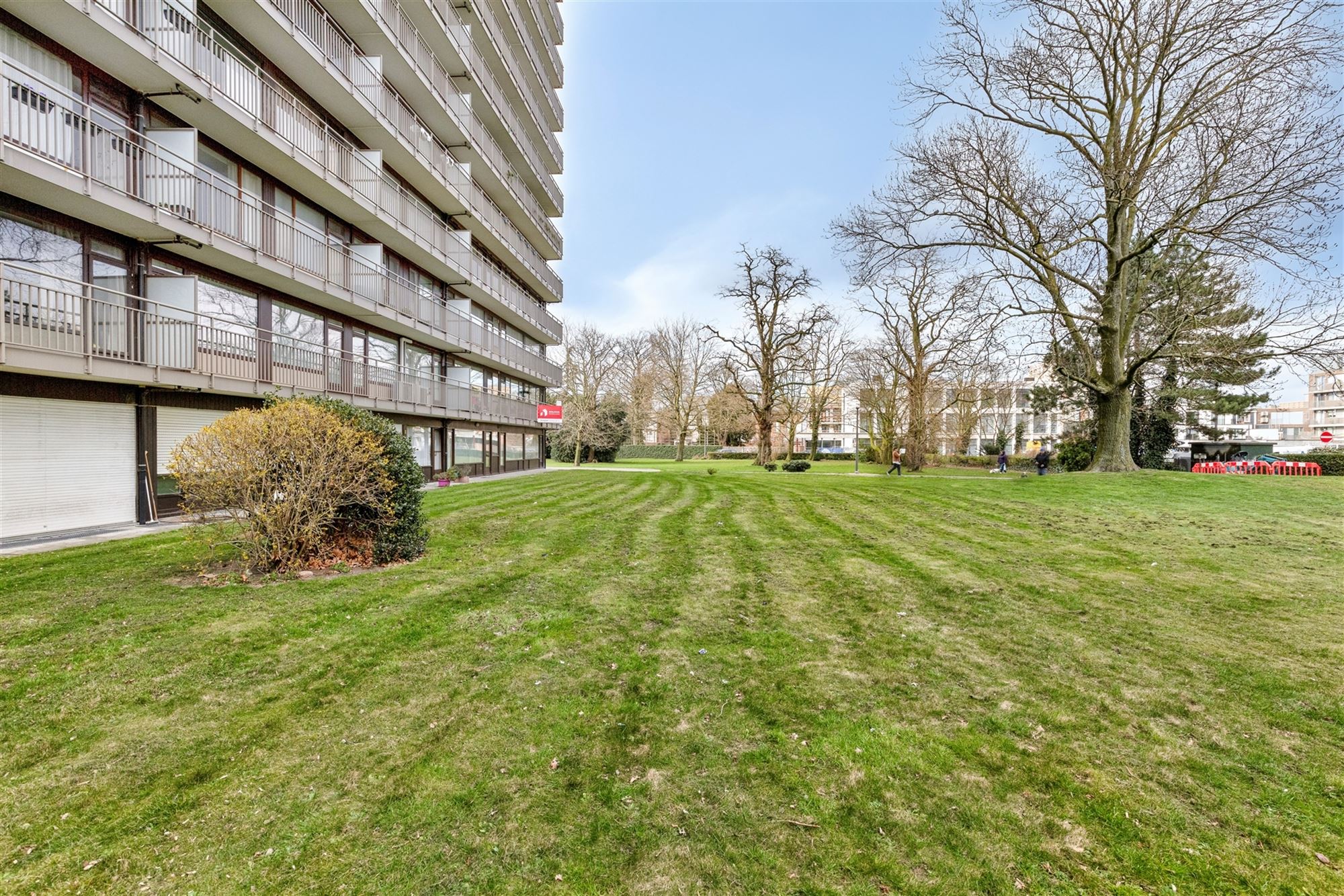 Gelijkvloers appartement aan De Bist in centrum Wilrijk foto 9