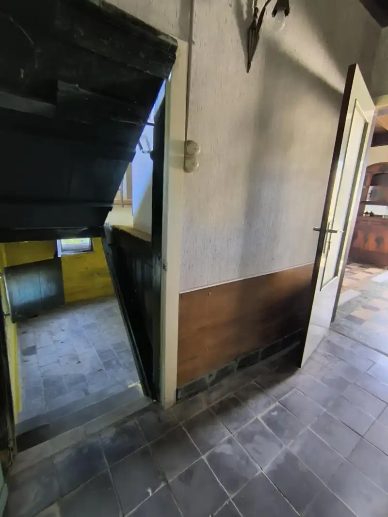 Hoeve met bijgebouwen foto 16