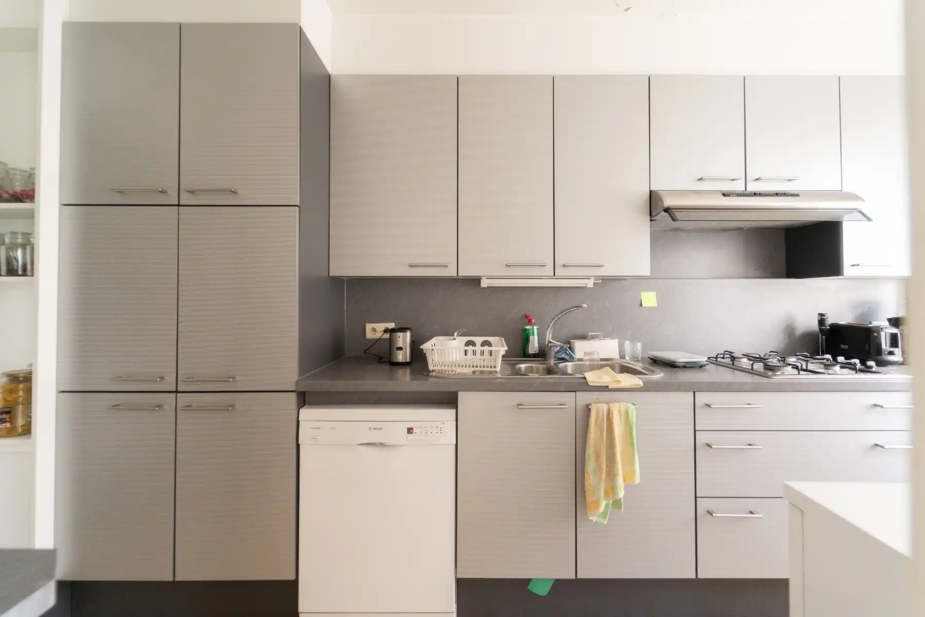 2 slaapkamerappartement met zicht op Zuidpark foto 7