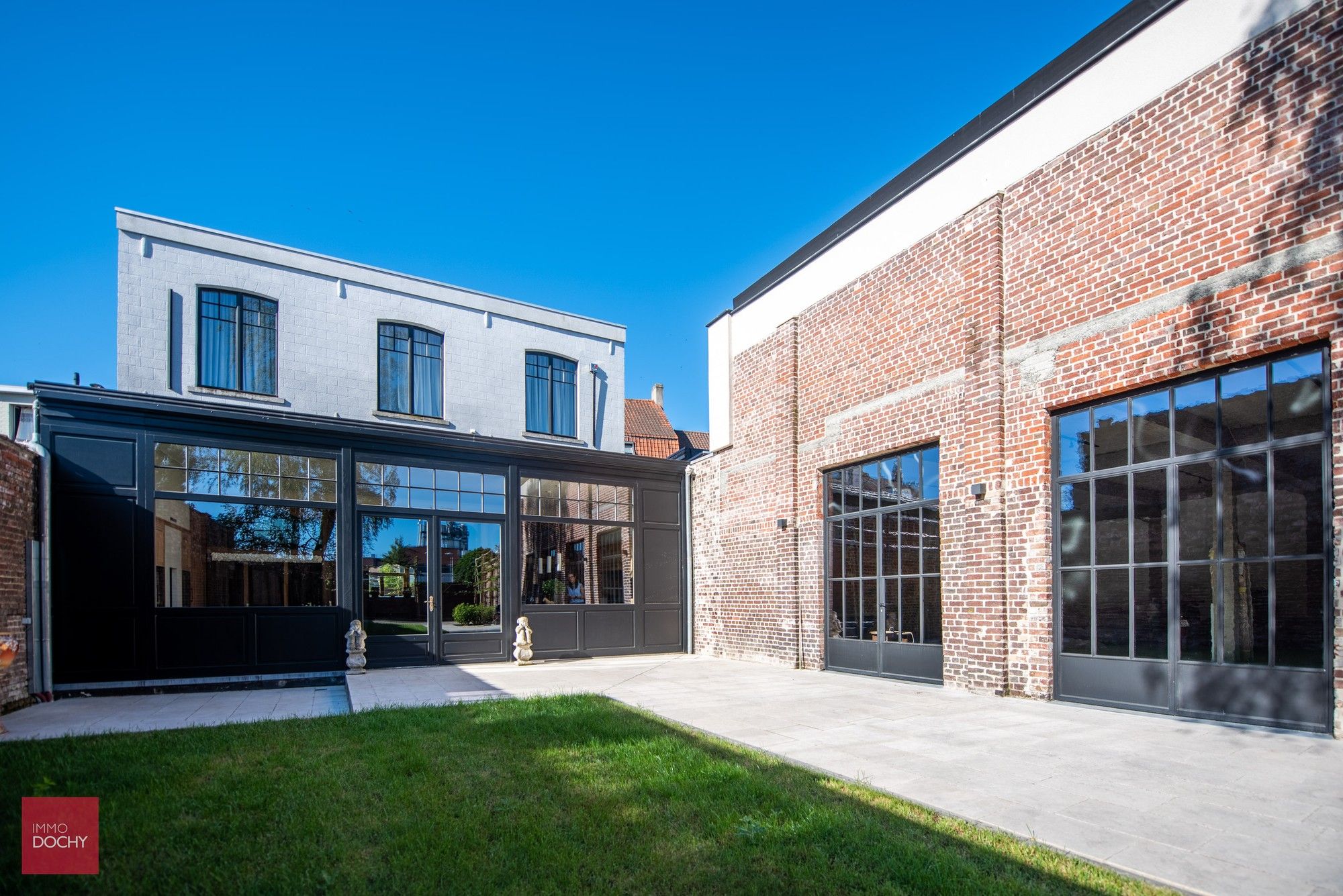 Volledige gerestaureerd klassevol herenhuis met polyvalente ruimte centrum Izegem foto 35