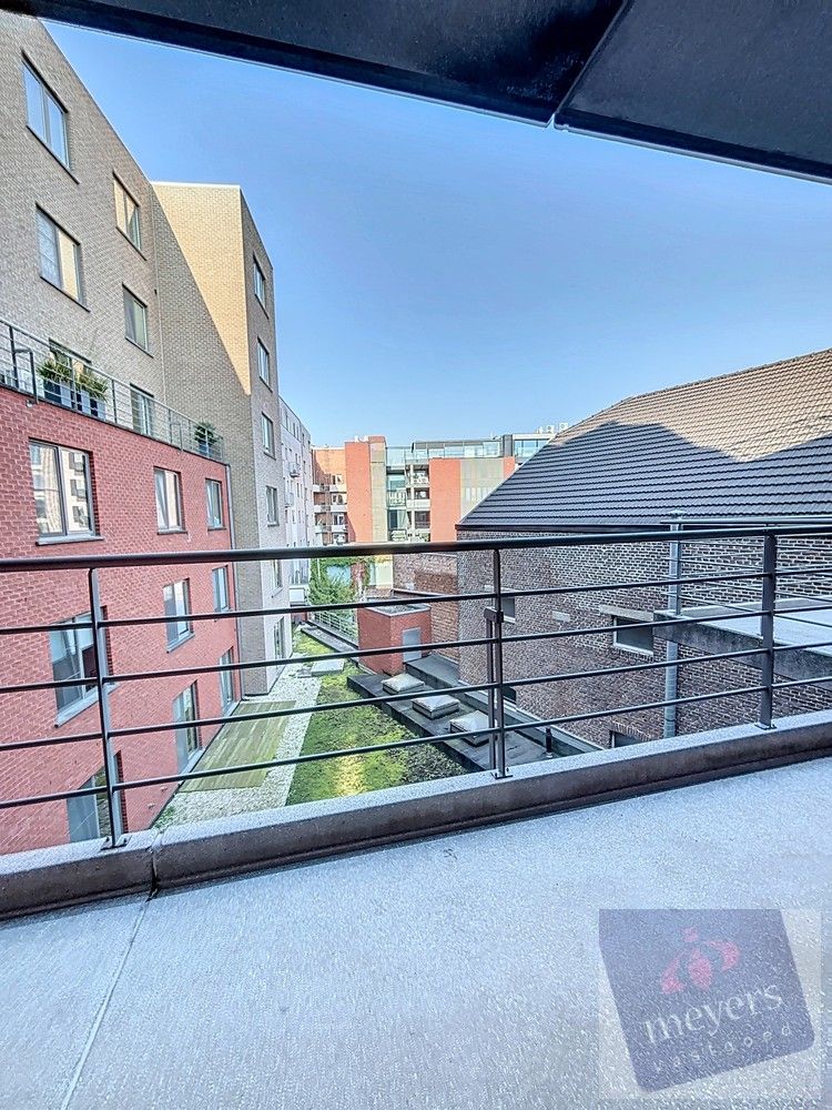 Appartement 2slpk. 92m² met terras Hasselt-centrum foto 16