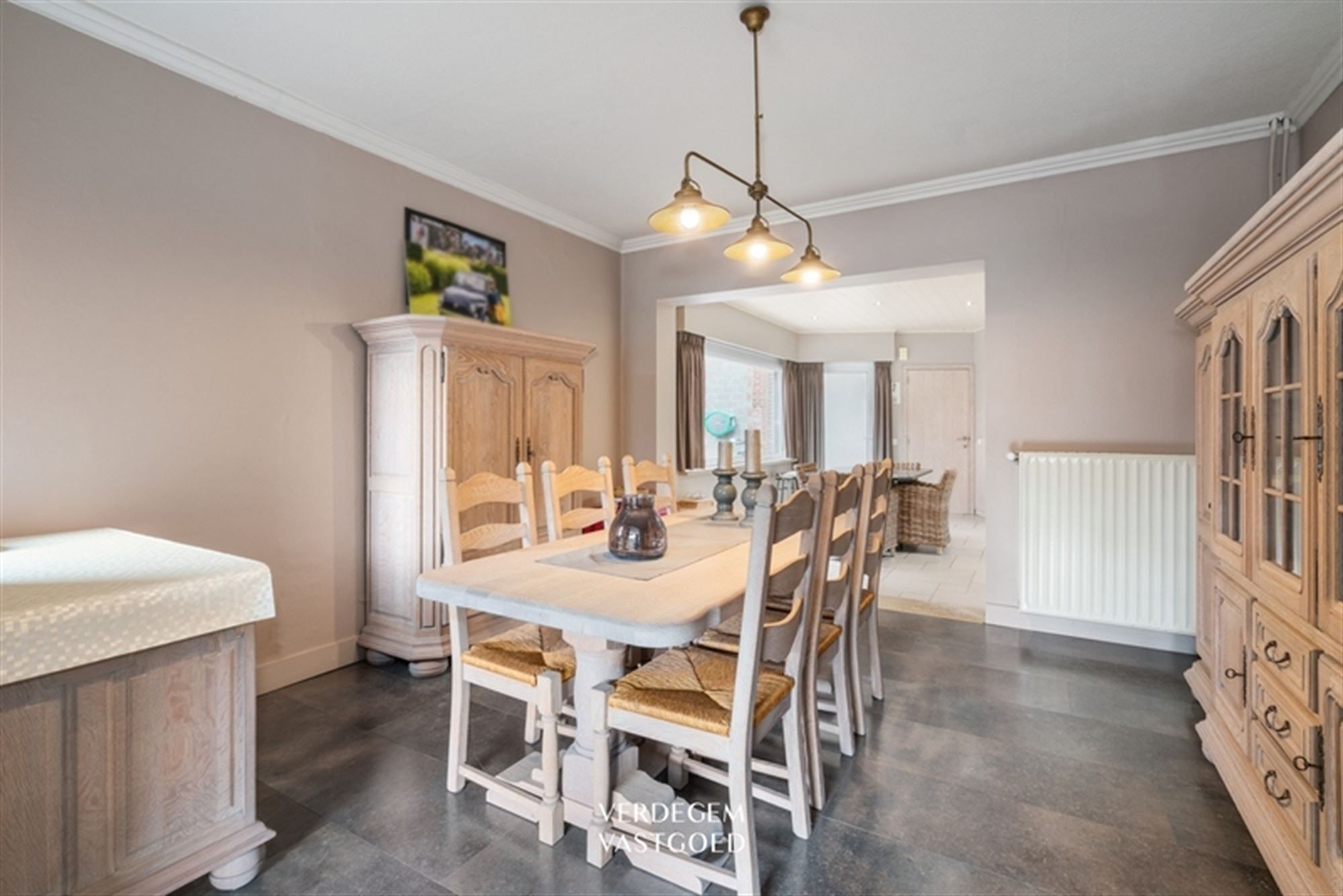 Karaktervolle woning met 3 slaapkamers en loods van 108m² foto 5