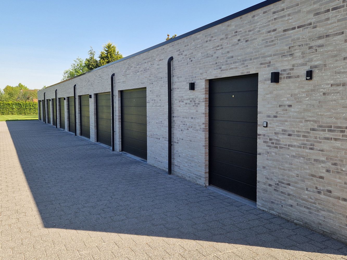 Nieuwbouw Gelijkvloers appartement, 3 slpk, terras + tuin, garagebox. foto 10