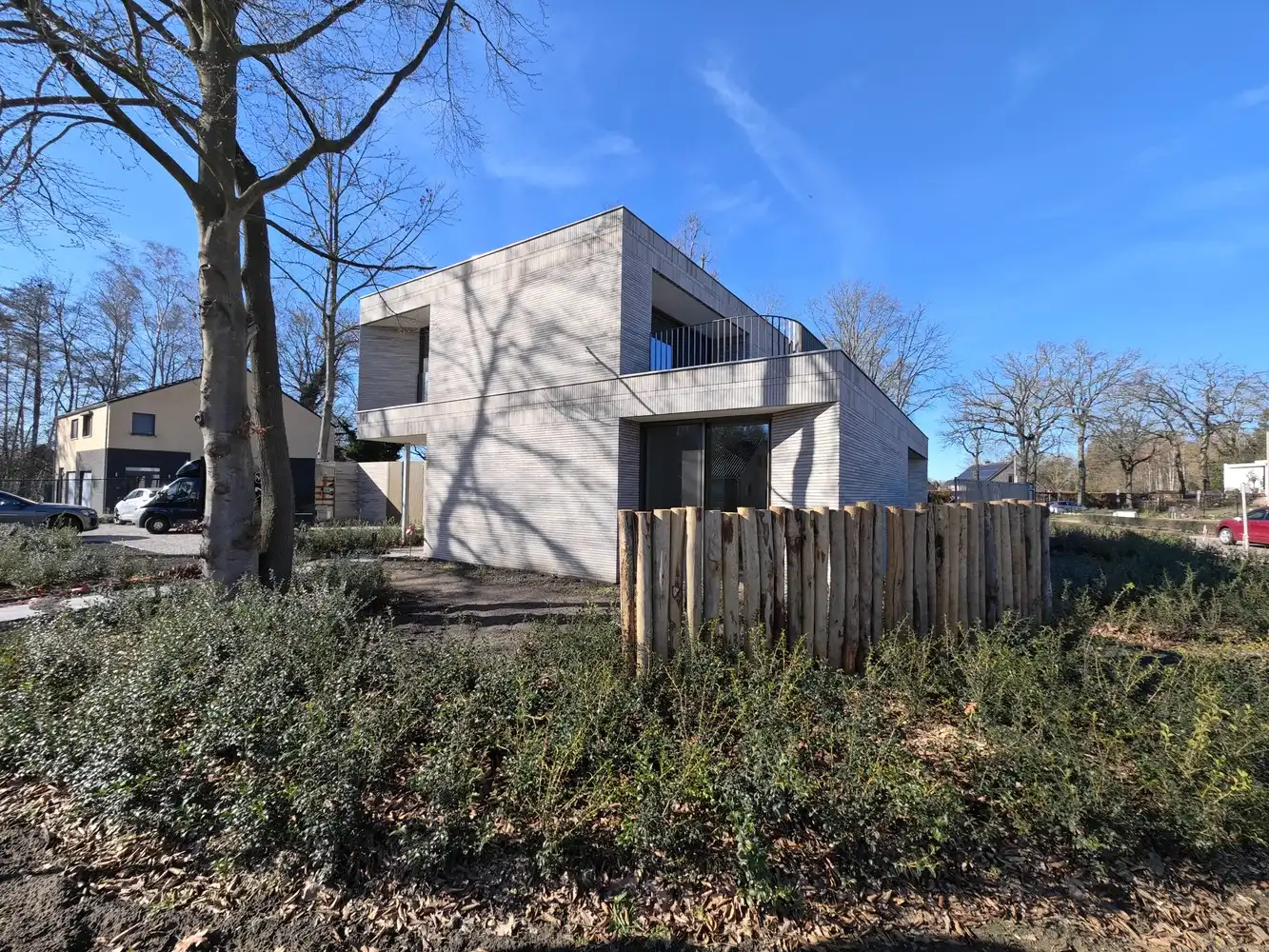 High-end nieuwbouw-appartement met ruim terras, privétuintje, parking en ruime buitenberging foto 21