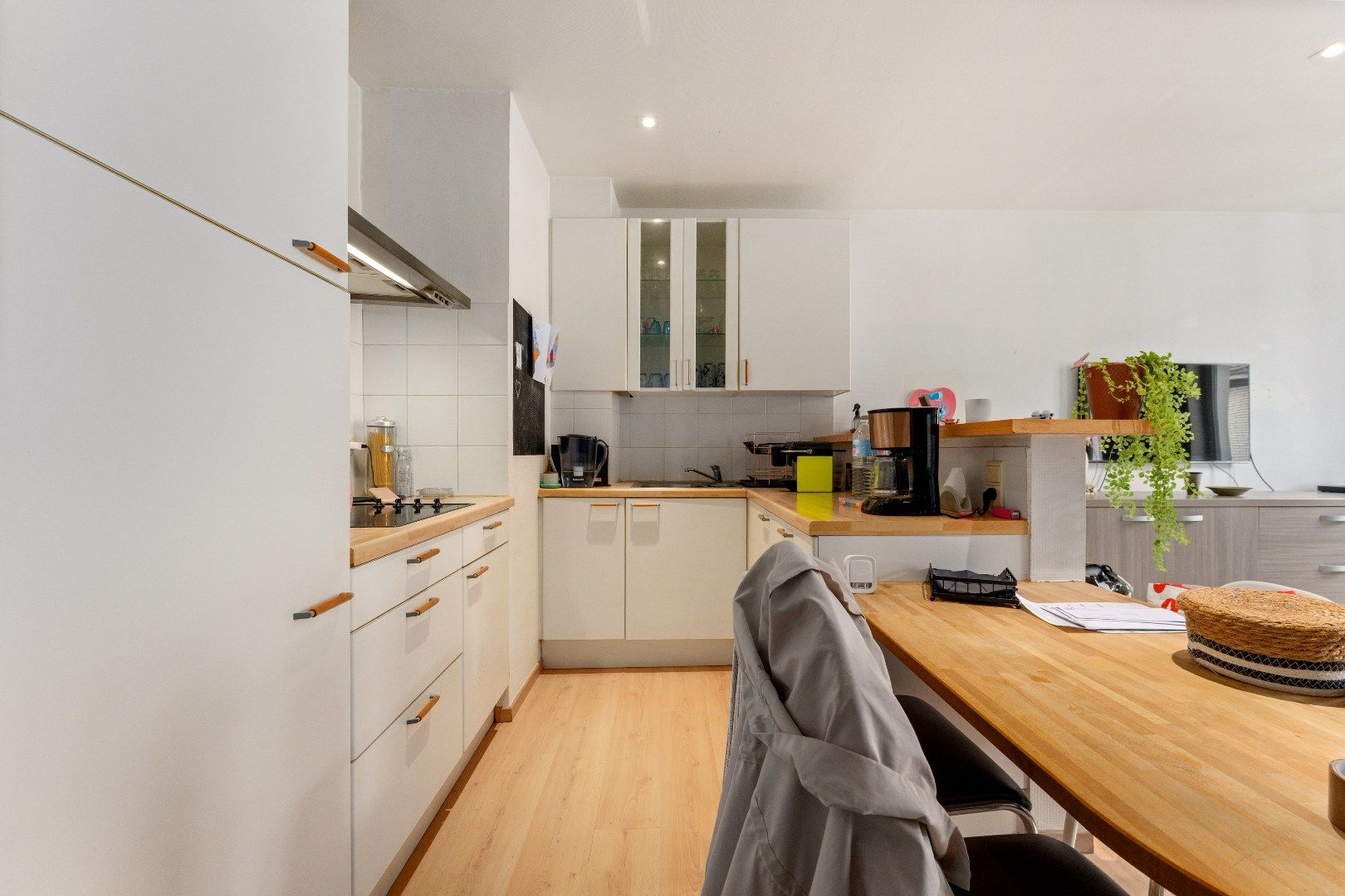 Heerlijk dakappartement met 1 slaapkamer en groot terras. foto 6