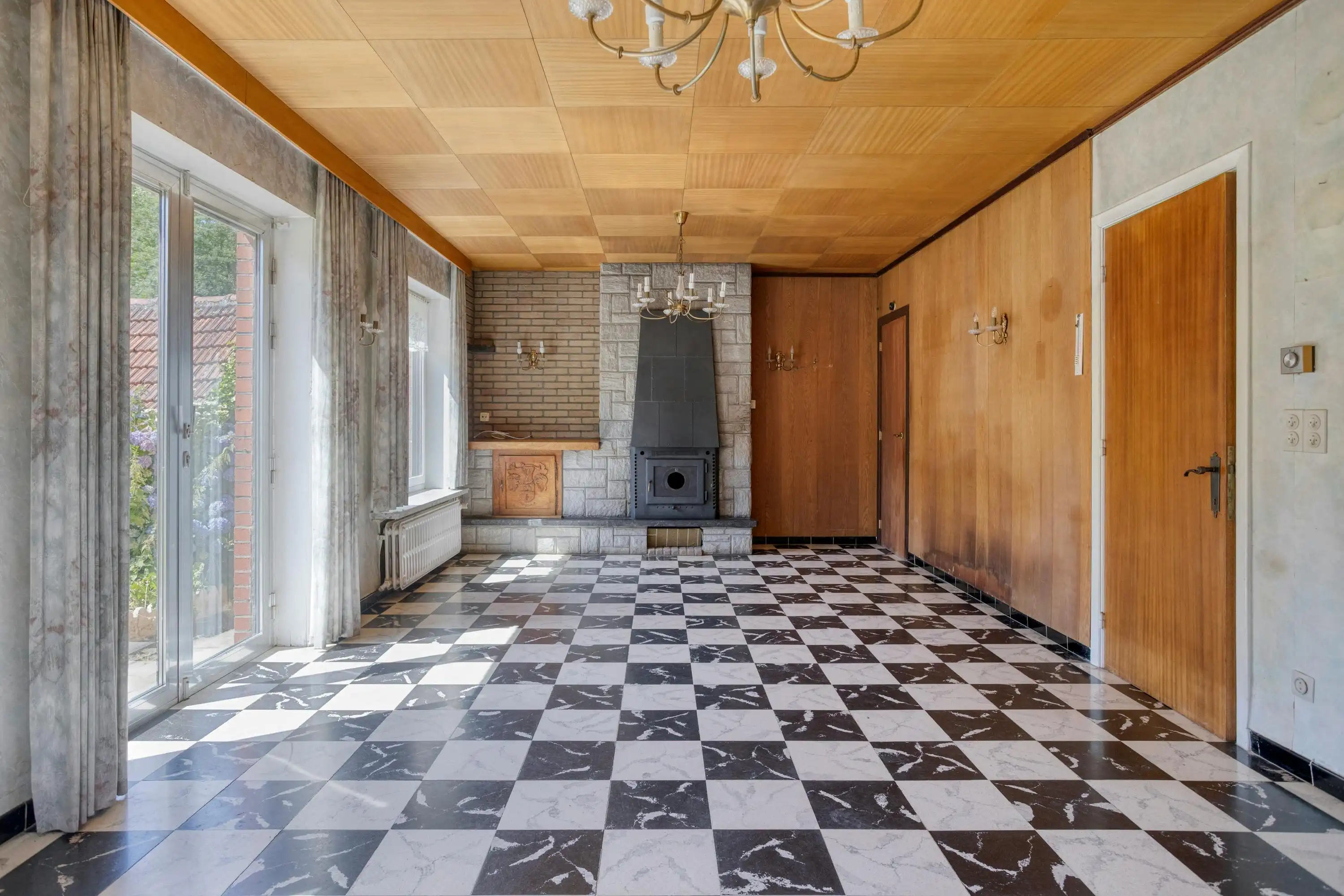 Huis met weide te koop op prachtige locatie in Heuvelland foto 10
