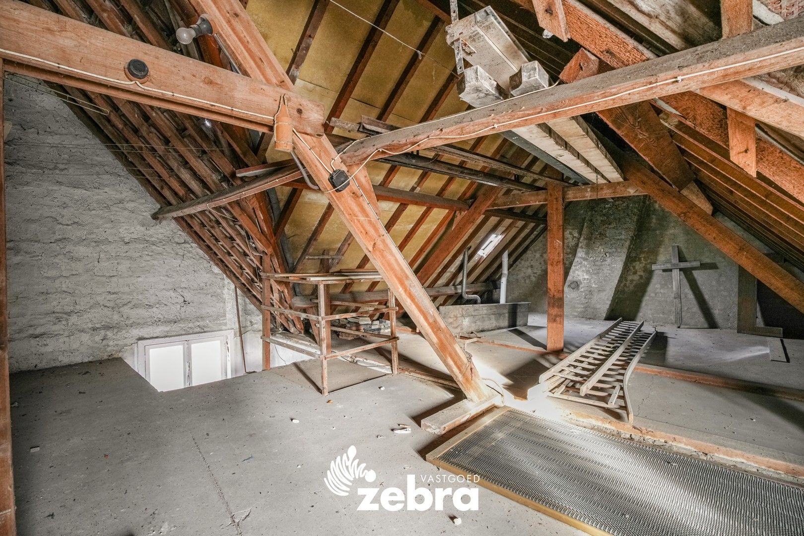 Statige woning met 4 slaapkamers en veel potentieel te centrum Tielt! foto 22