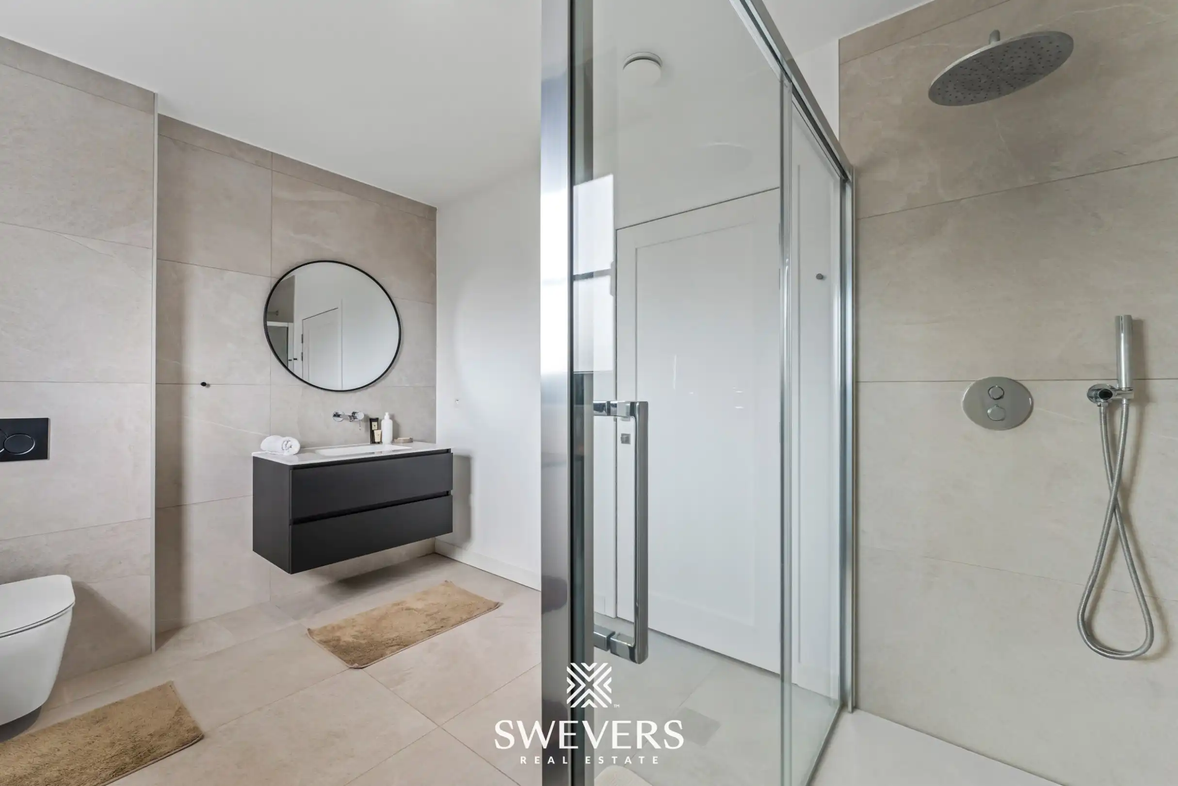 Imposante BEN-villa met luxe-afwerking foto 30