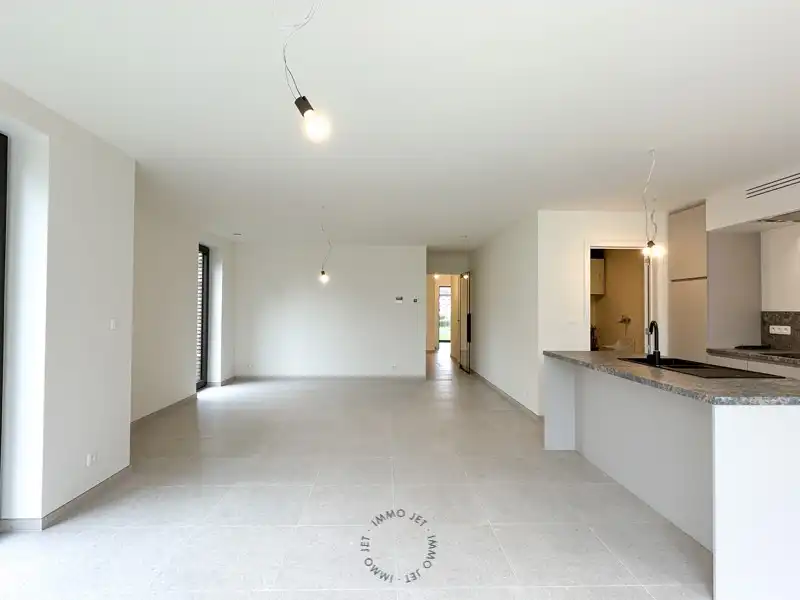 Prachtig gelegen nieuwbouwappartement met twee slaapkamers, tuin en autostaanplaats foto 7