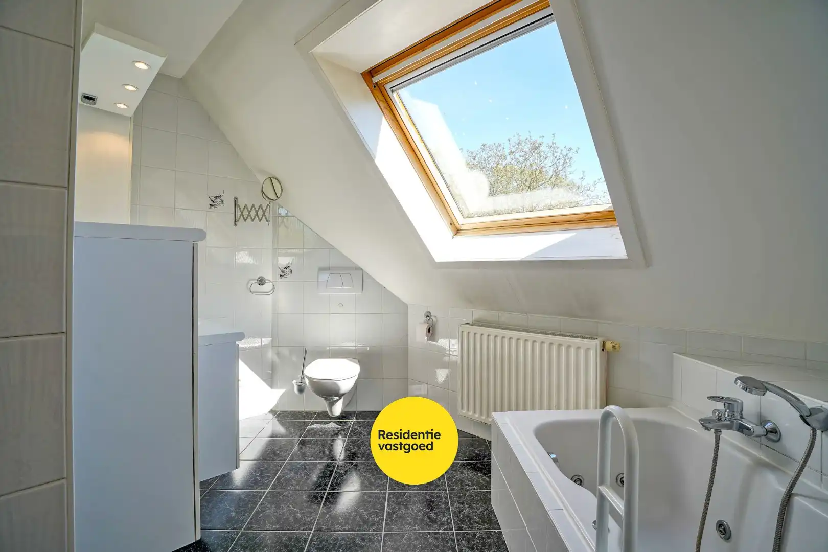 Ruime villa met 5 slaapkamers op 1082 m² te Oostduinkerke, gelegen vlakbij het natuurreservaat Hannecartbos. foto 10
