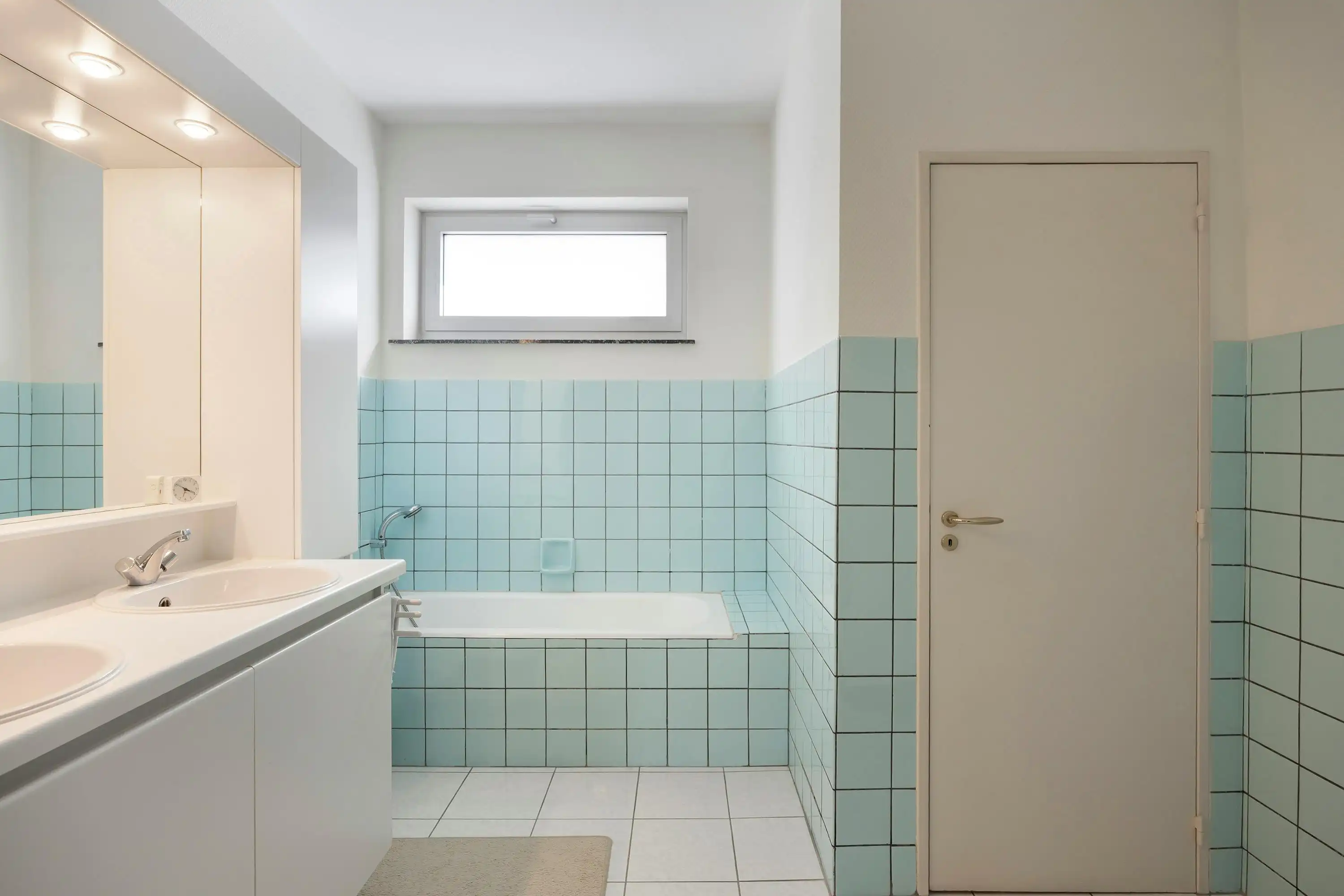 Zeer ruim en uniek appartement (214m²) te koop Linkeroever foto 14