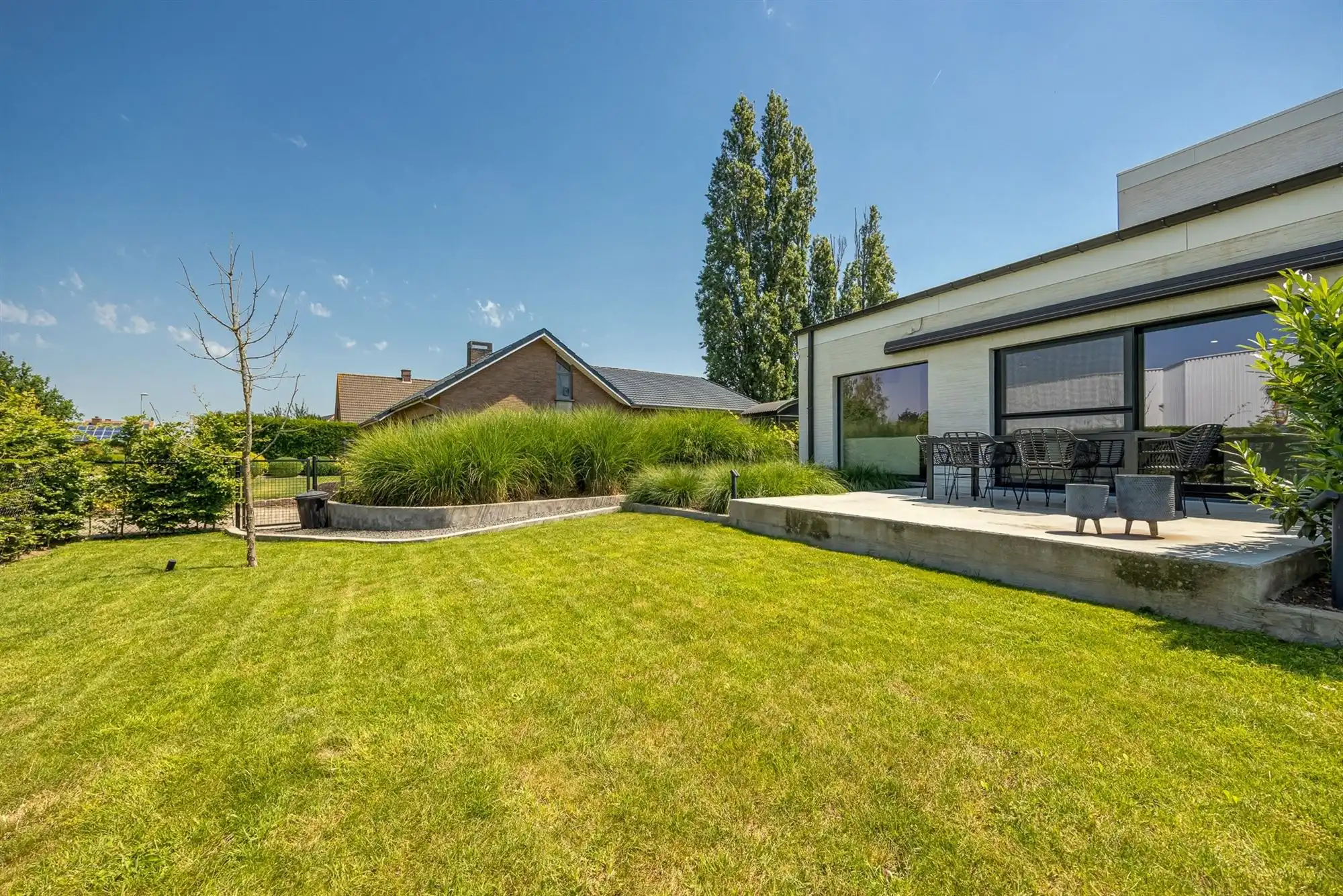 Instapklare villa met 3 slaapkamers op 797 m² foto 2