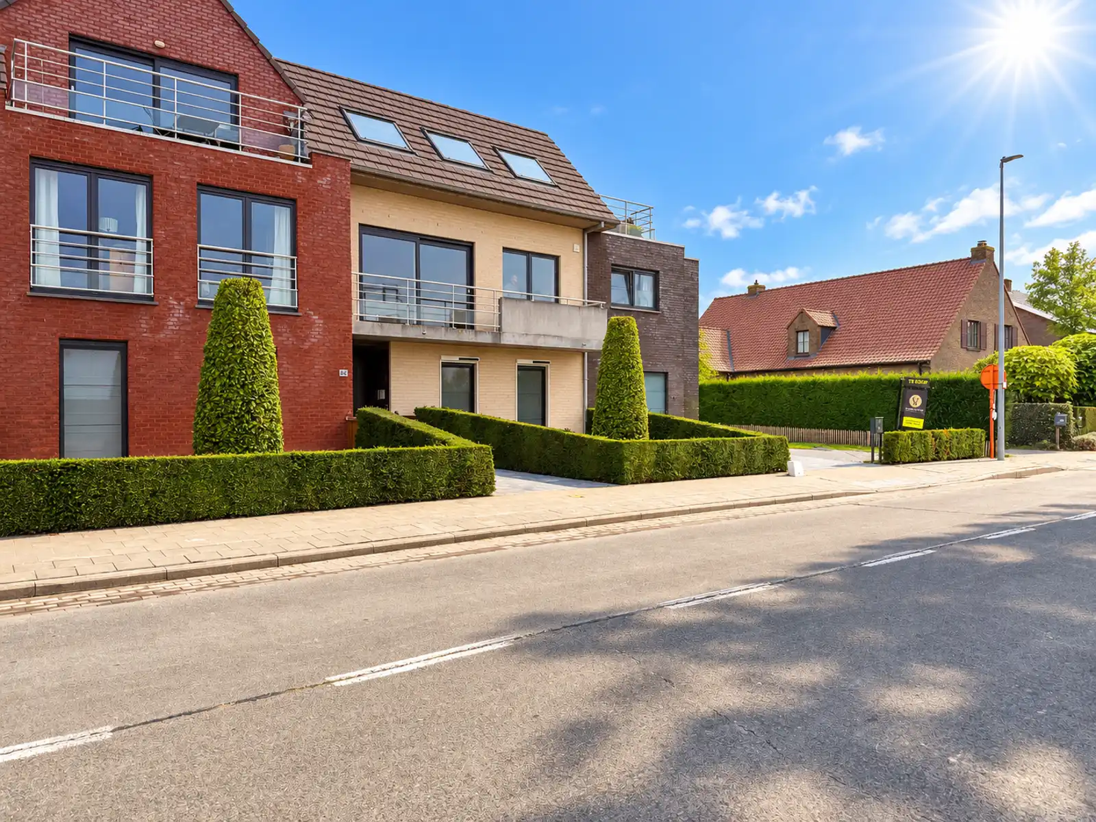 Instapklare woning (half open) met 3 slaapkamers en tuin foto 23