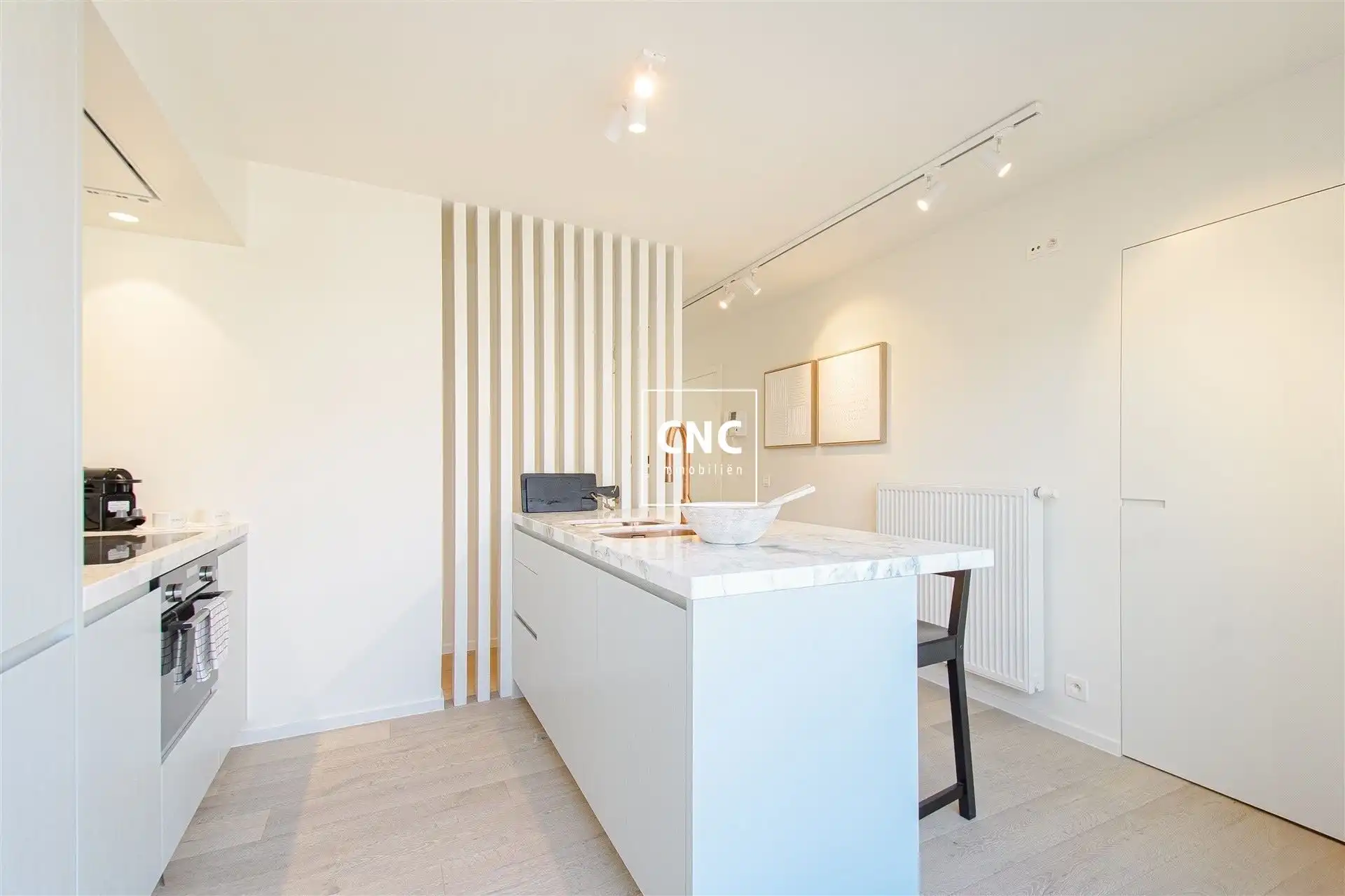 Stijlvol gerenoveerde duplex op toplocatie in Knokke

 foto 9