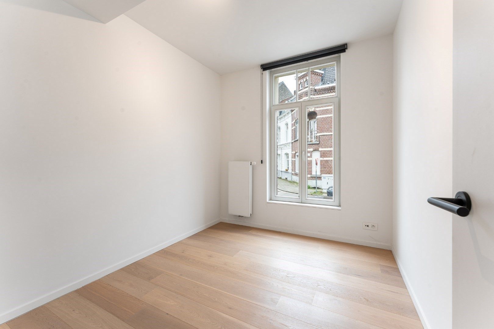 Schitterend villa-appartement aan het van Duyseplein foto 15