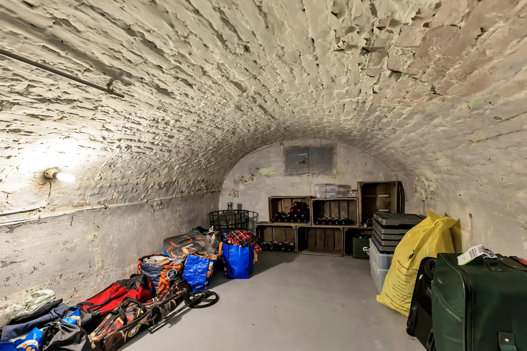 Woning op landelijke ligging met opslagplaats foto 30