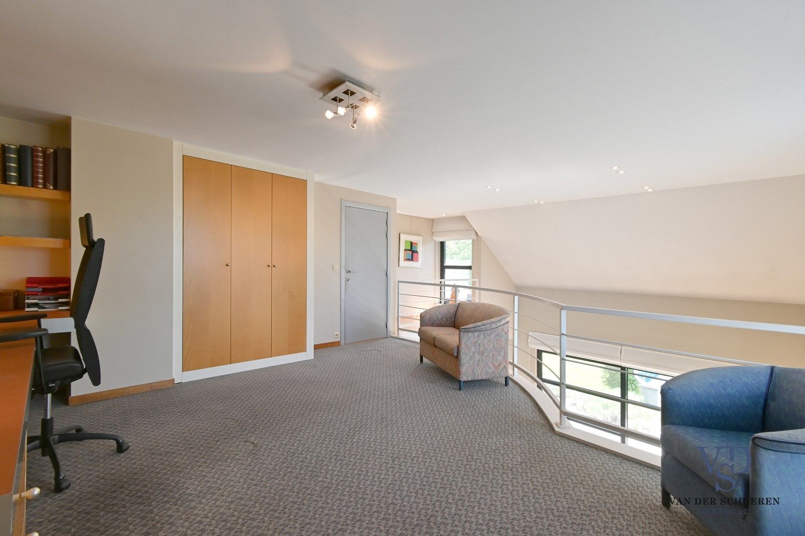 Exclusieve villa met weide (ca. 1 ha) en adembenemende vergezichten foto 21