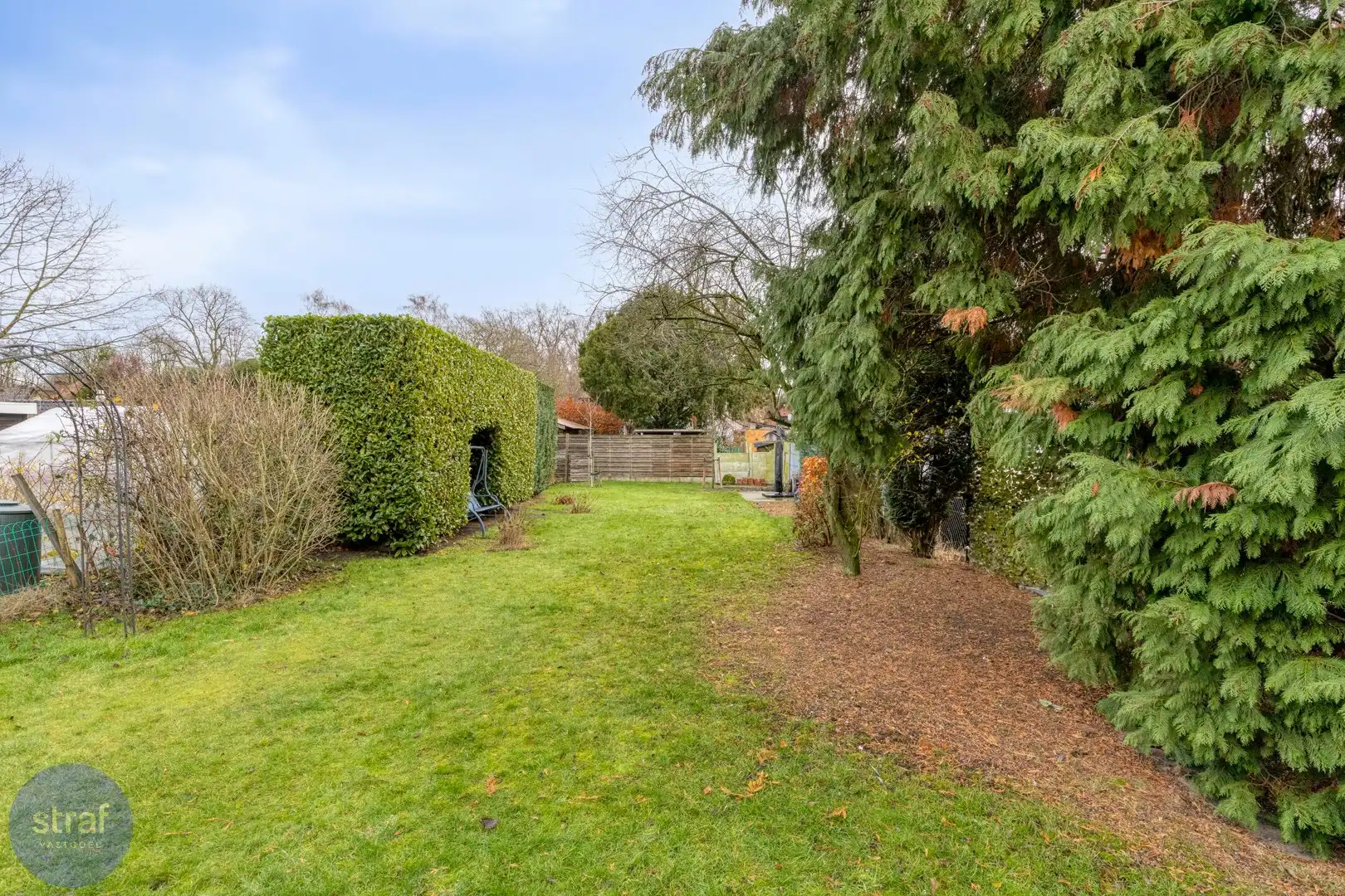Groot wonen met 6 slaapkamers en een tuin in bruisend Kapellen foto 10