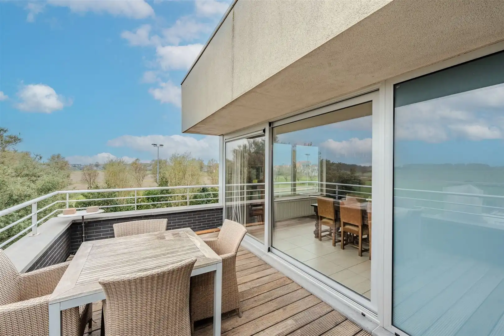 2 slaapkamer appartement foto 2