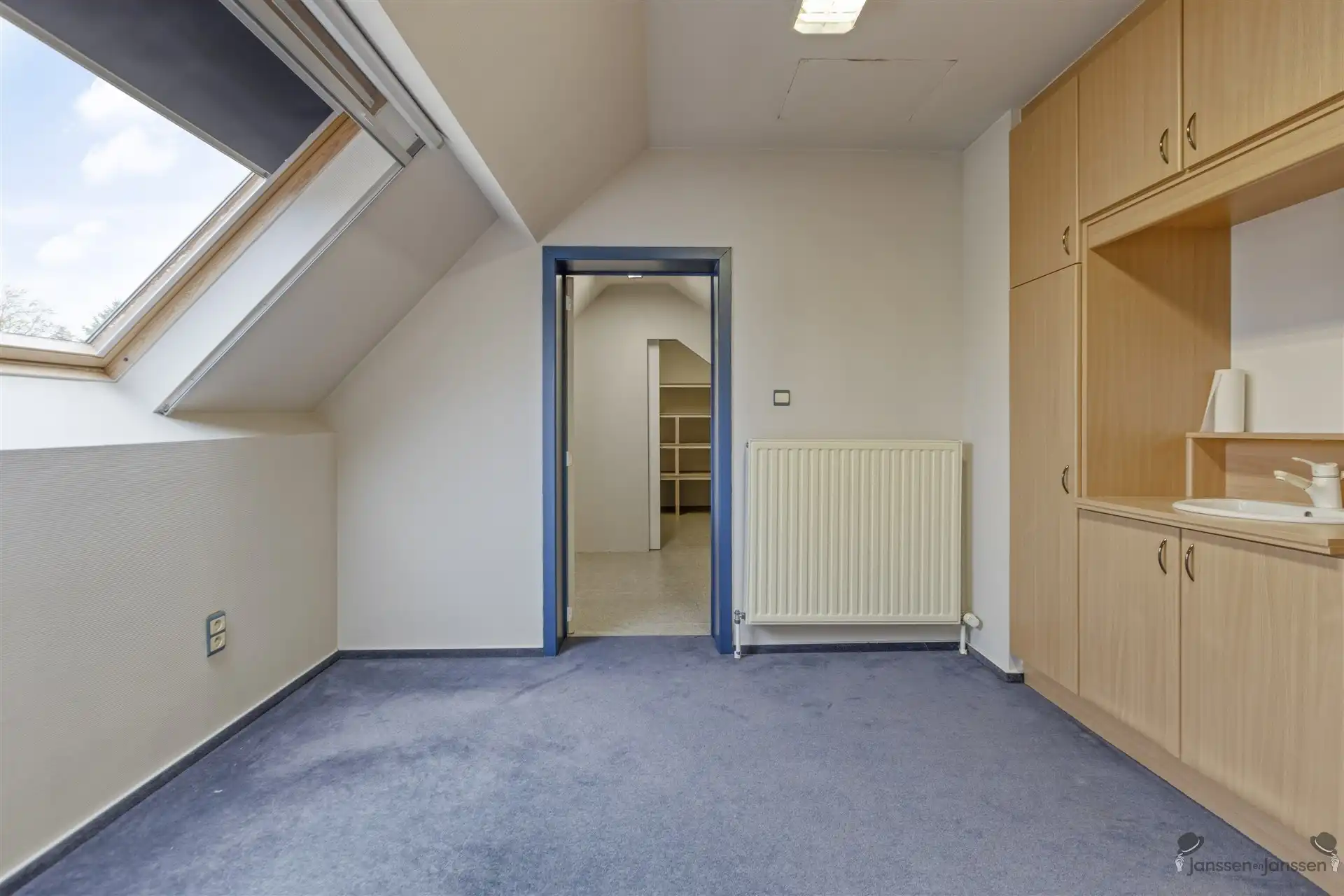 Ruime, goed onderhouden woning met prachtige tuin in Geel foto 21