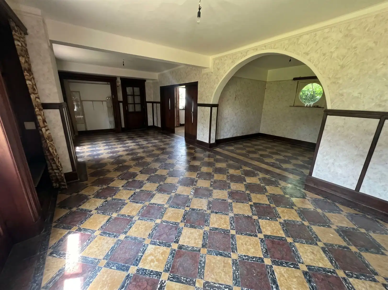 te renoveren woning op 2091 m2 foto 6