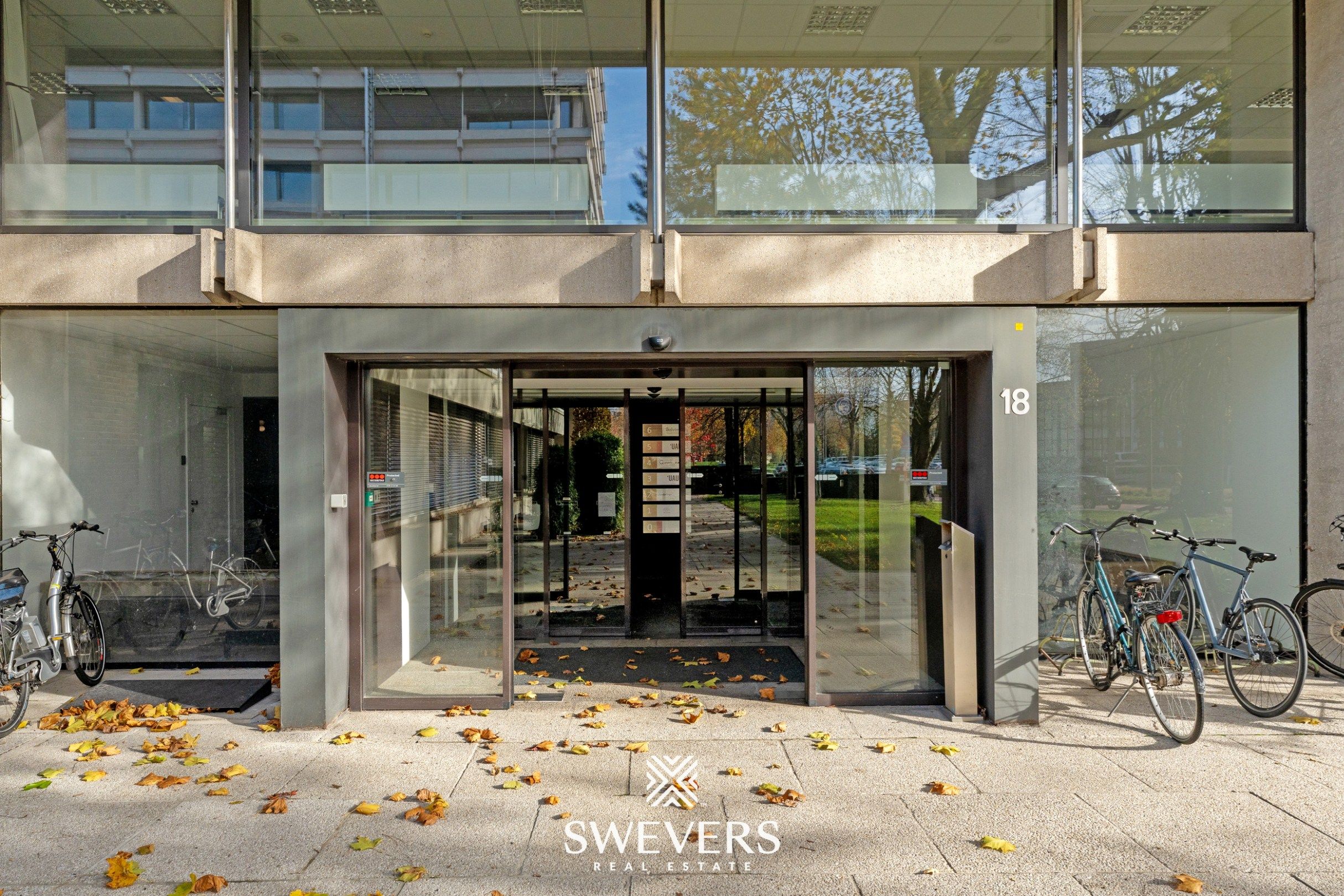 Instapklare trendy kantoren ( 412 m2 ) incl. parking op toplocatie centrum Hasselt foto 41