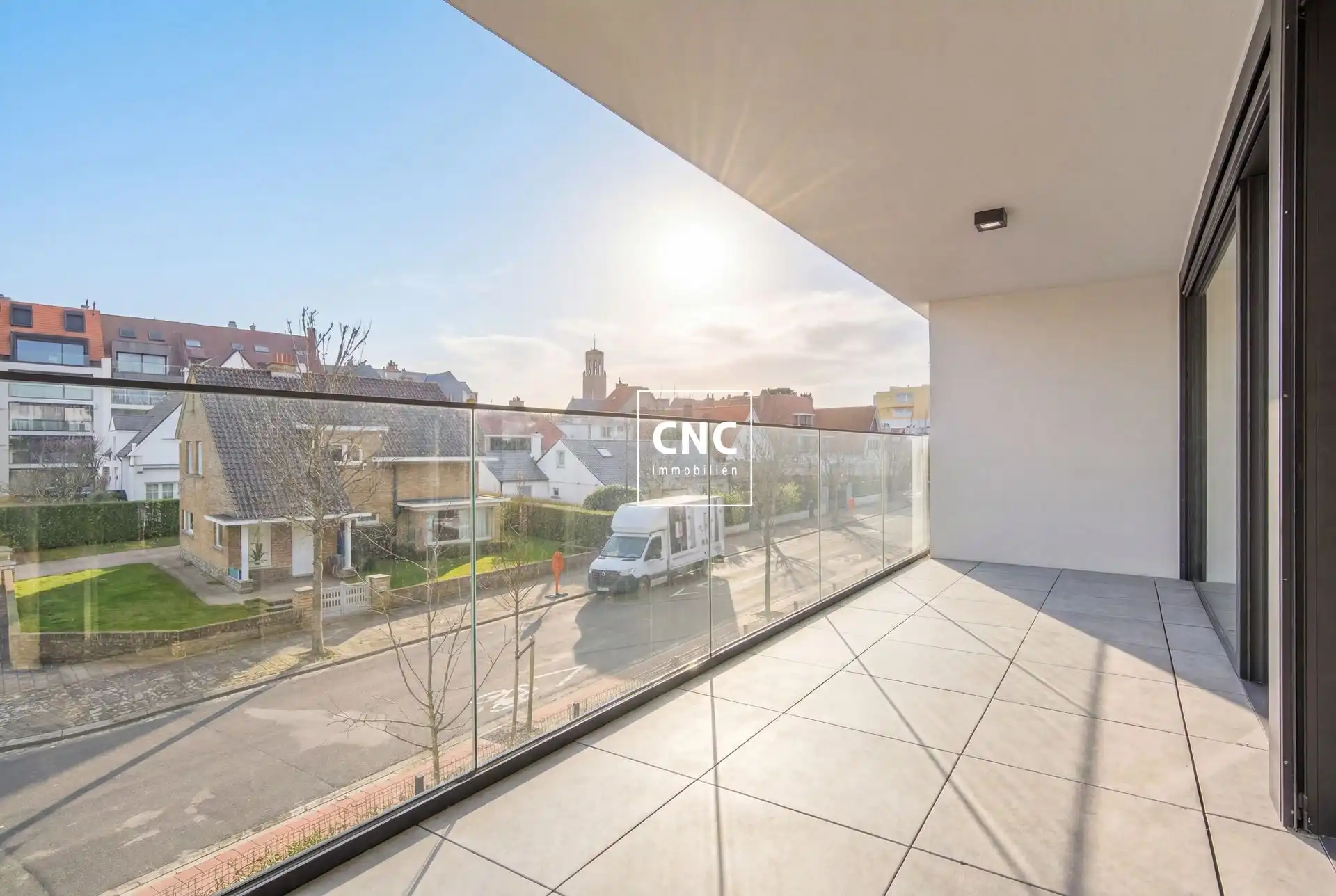 Volledig afgewerkt serviceflat in een luxueuze residentie foto 6