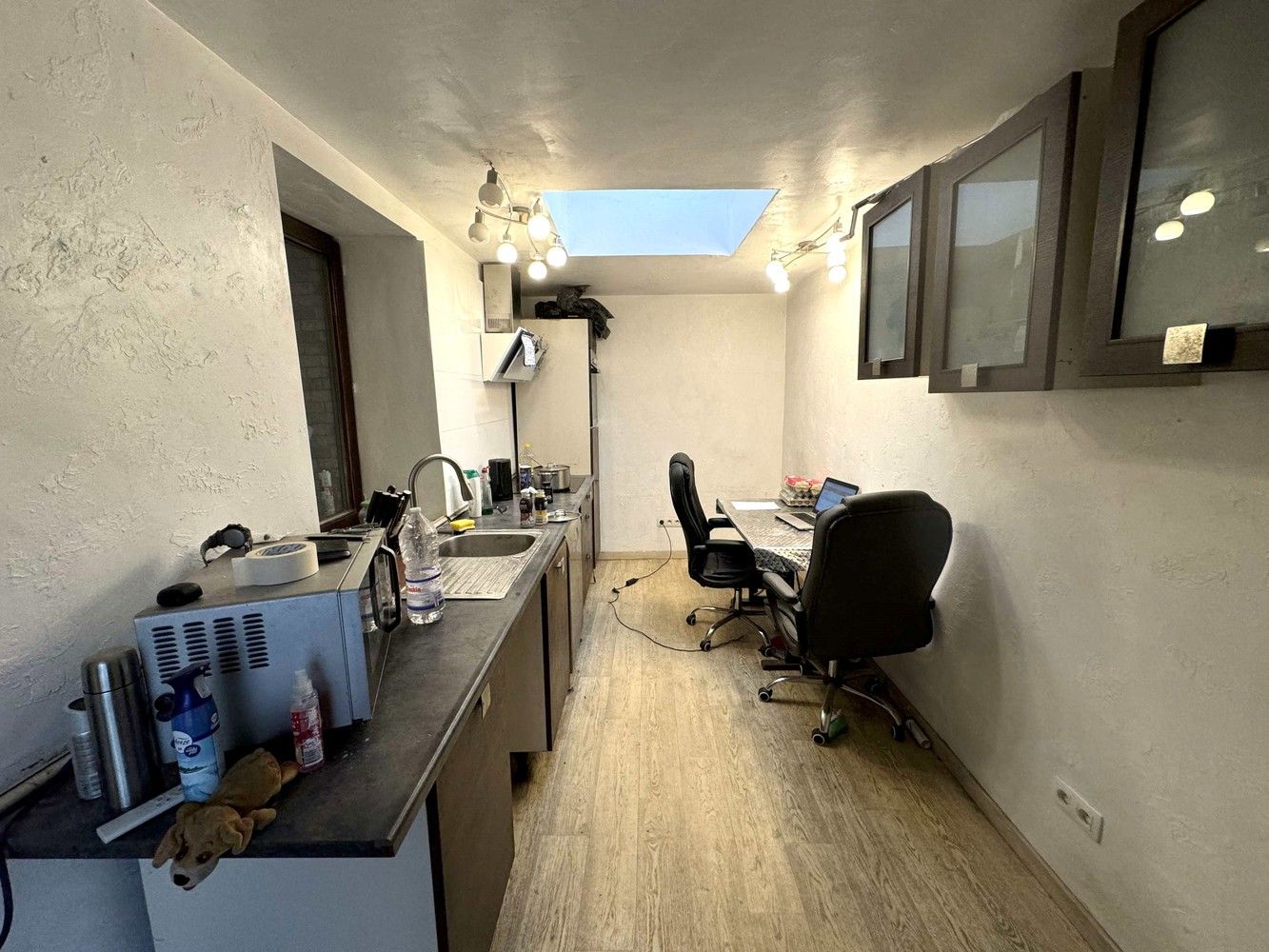Instapklaar hoekpand met 3 slaapkamers en tuintje in Leuven foto 7