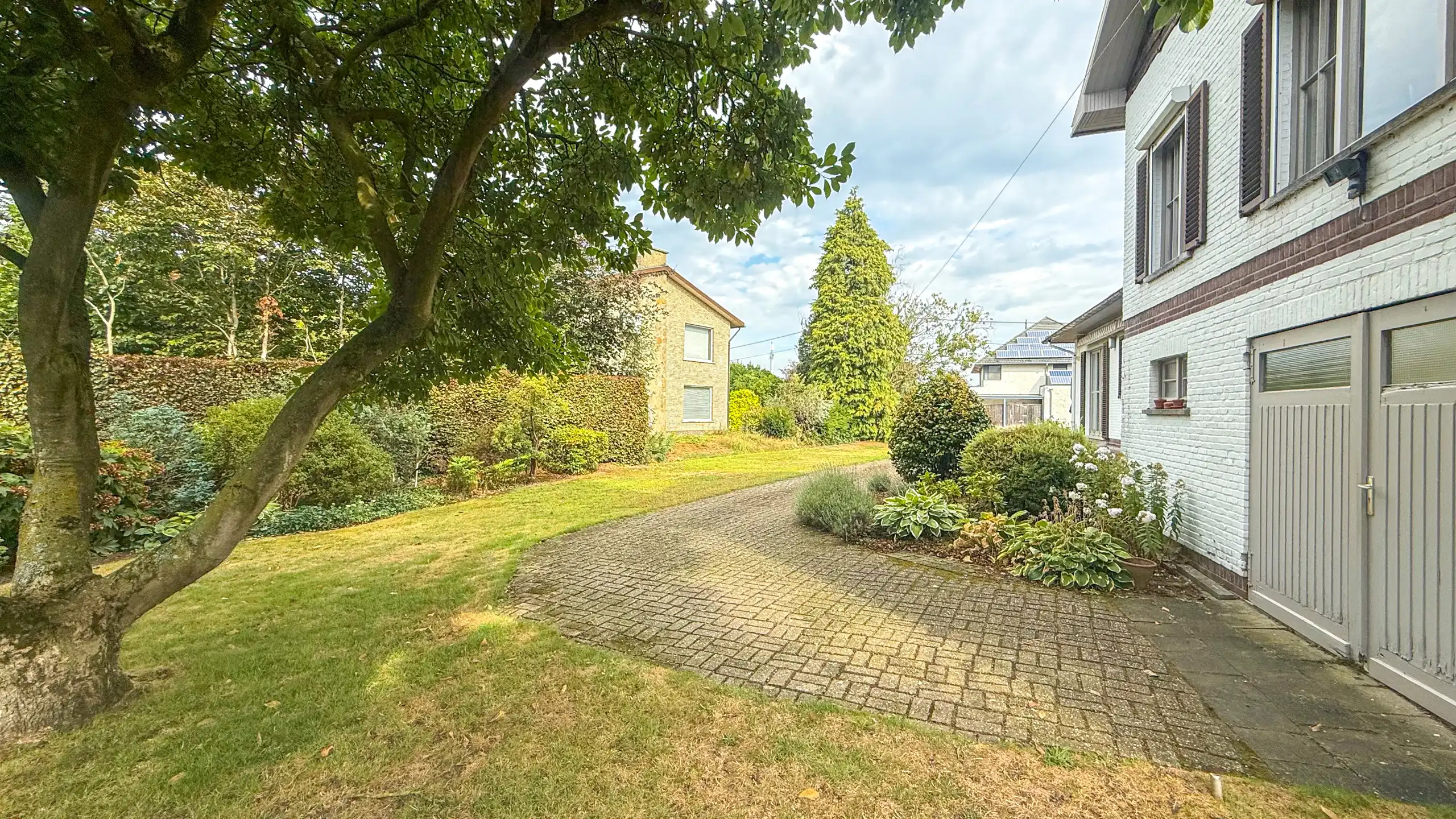 Karaktervolle gezinswoning met 4slpk + tuin! foto 48