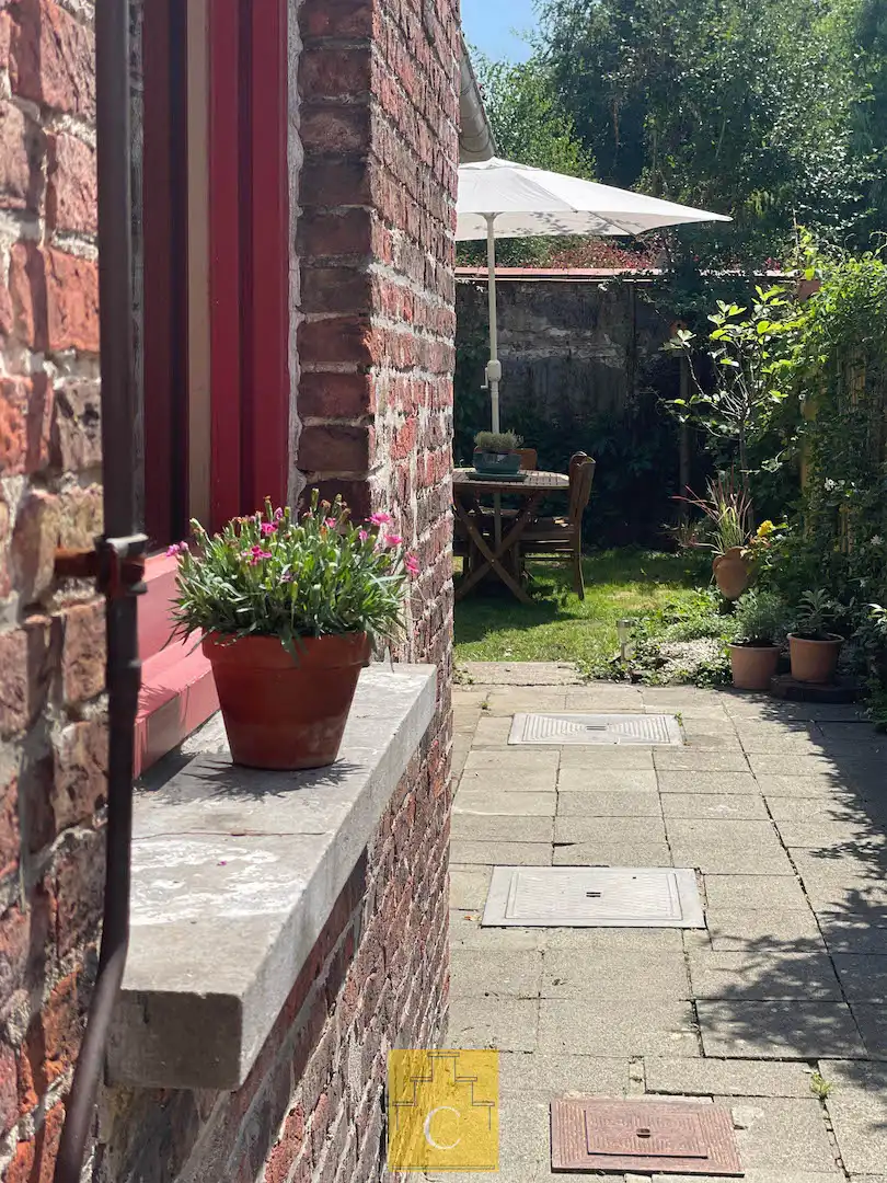 authentiek trapgevelhuis met zonnige stadstuin op toplocatie nabij het Minnewater foto 14