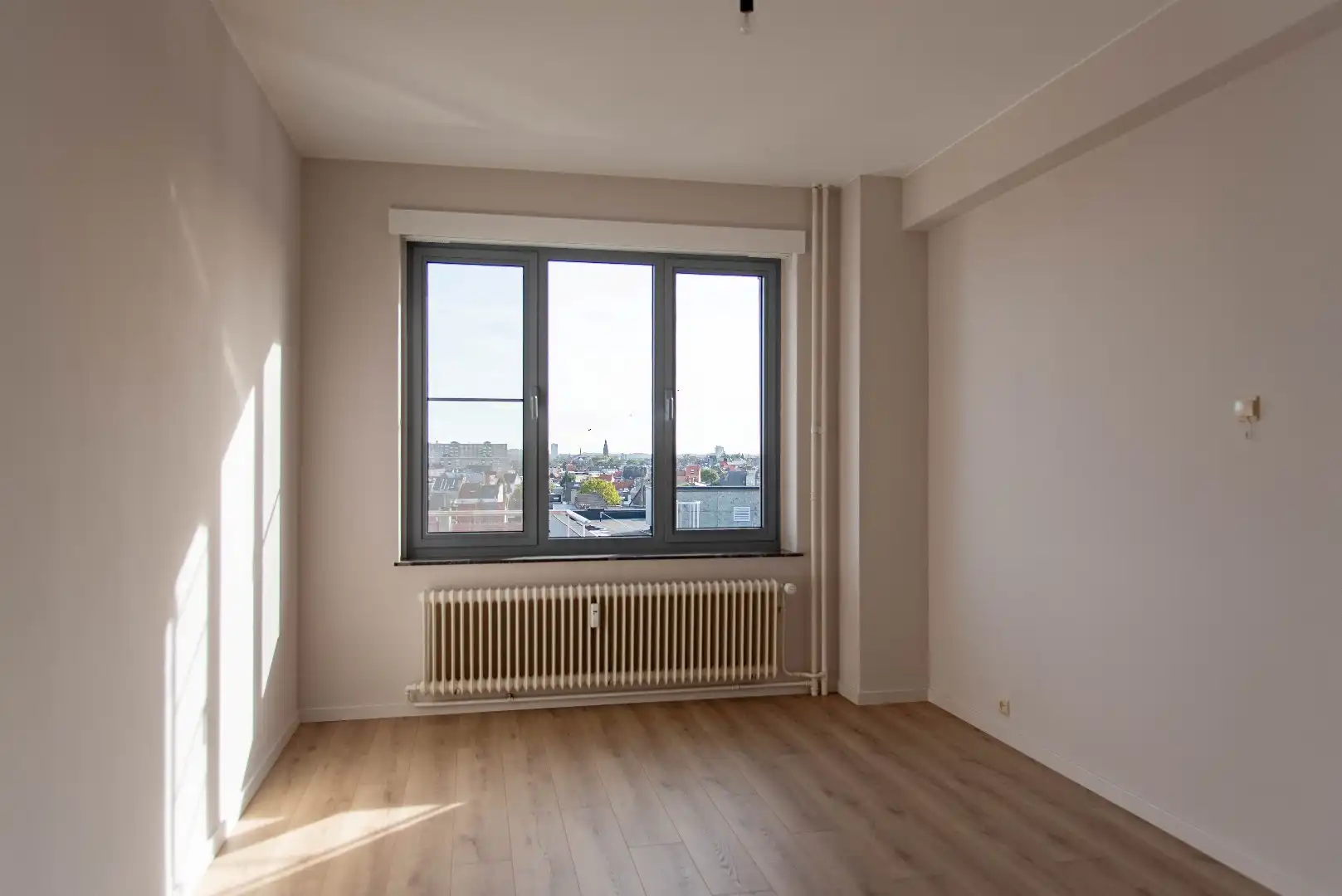 Riant appartement met 2 ruime slaapkamers foto 11