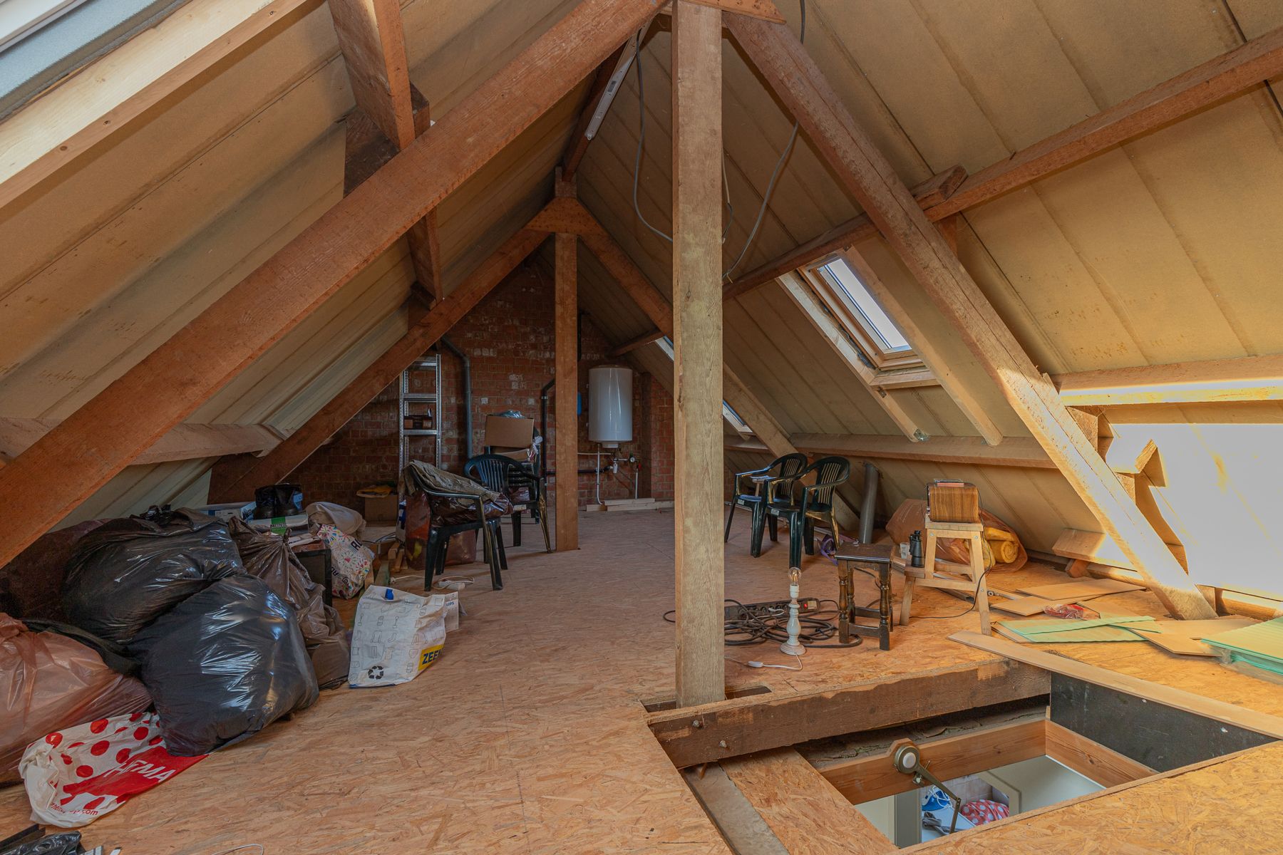 Polyvalent gebouw met appartement in hartje Malderen foto 29