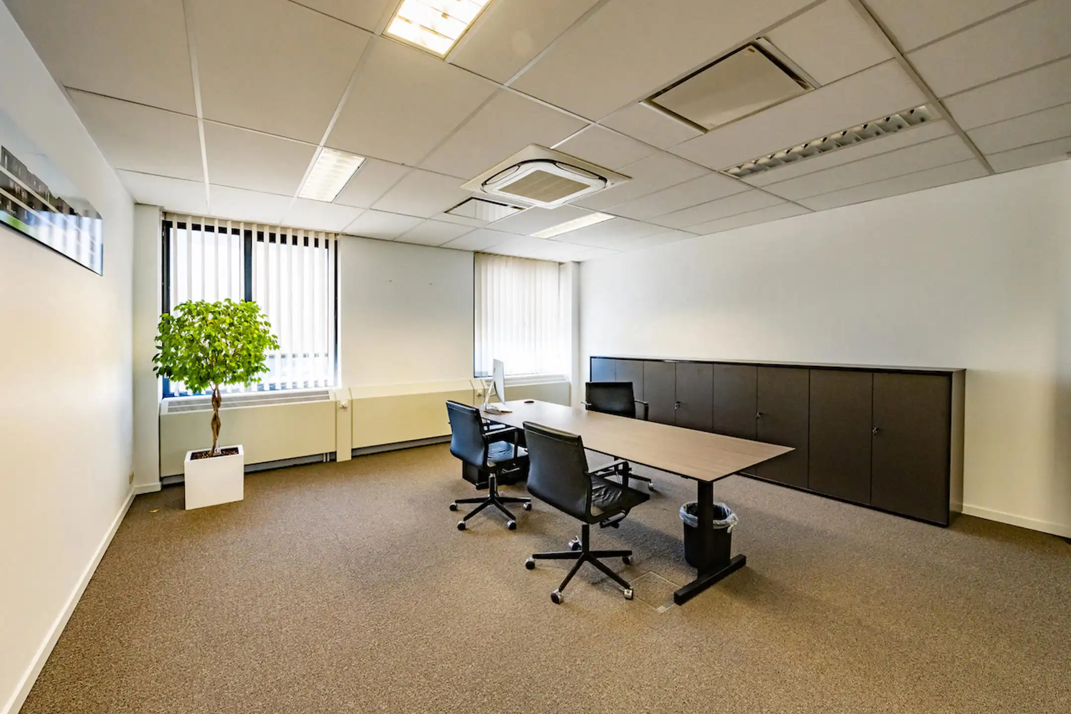 Kantoren te huur foto 8