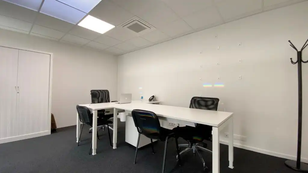 Full service kantoren in Idola Bedrijvencentrum in Lochristi foto 13