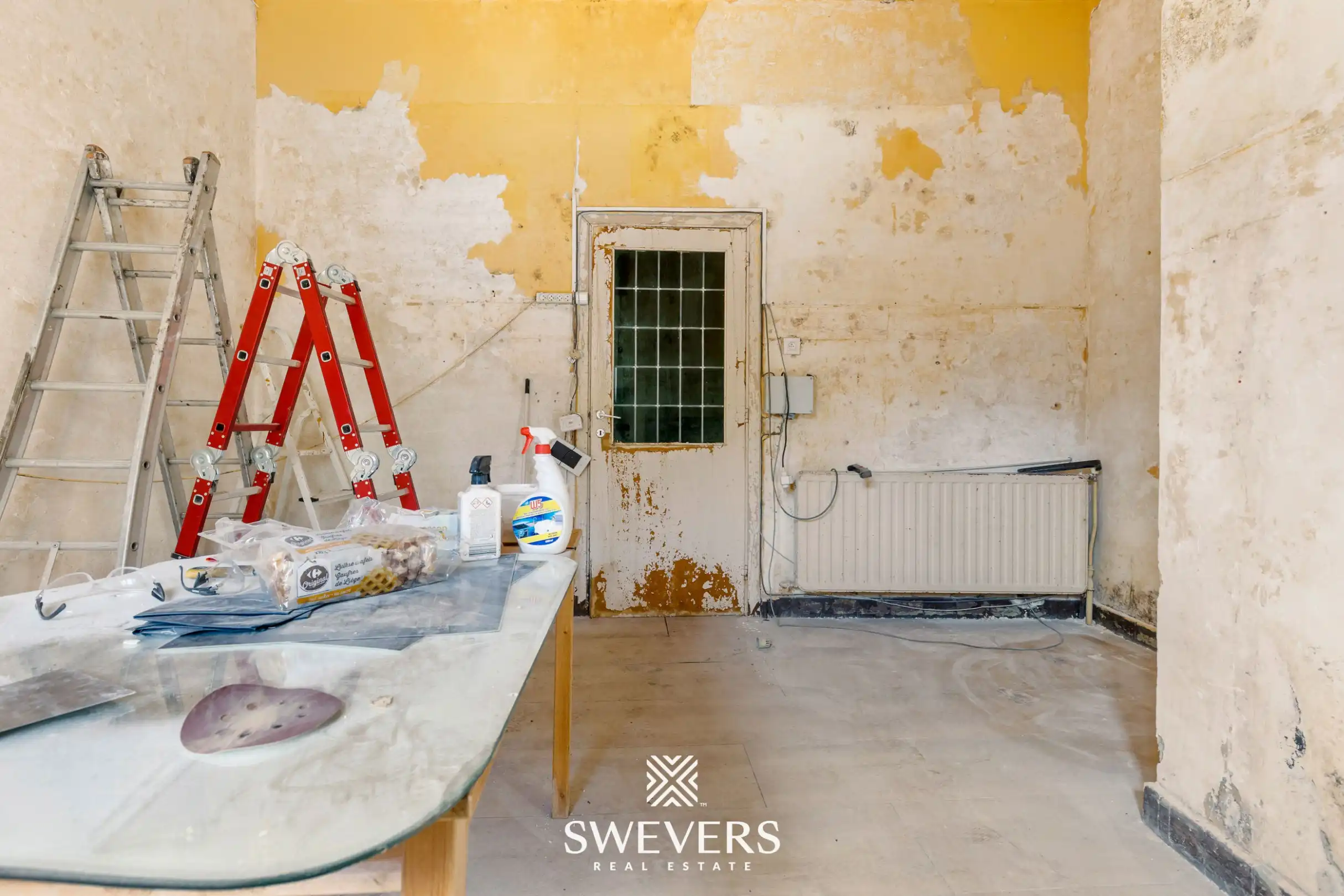 Uitstekend gelegen te renoveren woning met 3 slaapkamers foto 15
