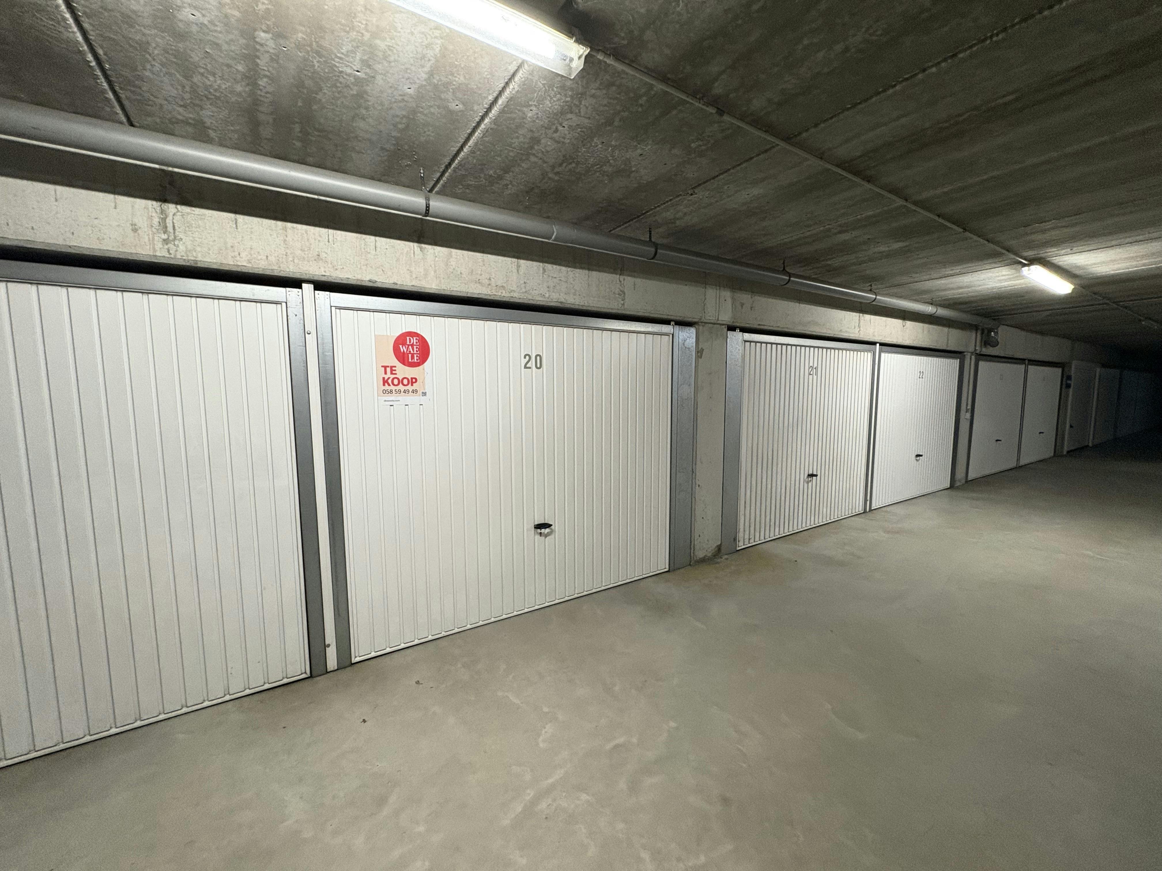 Garagebox te koop in de Residentie Duinenveld, Franslaan 152 foto 5