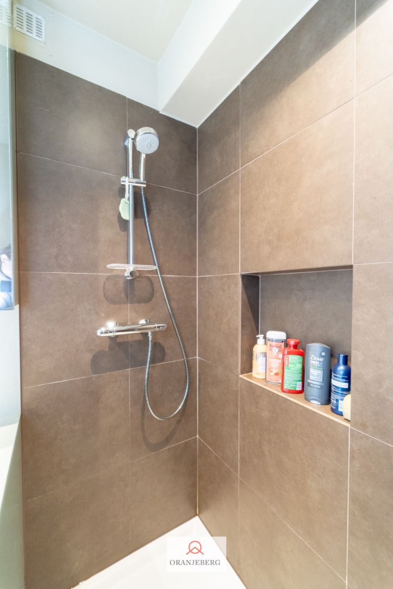 Tweeslaapkamer appartement in hartje Gent foto 18