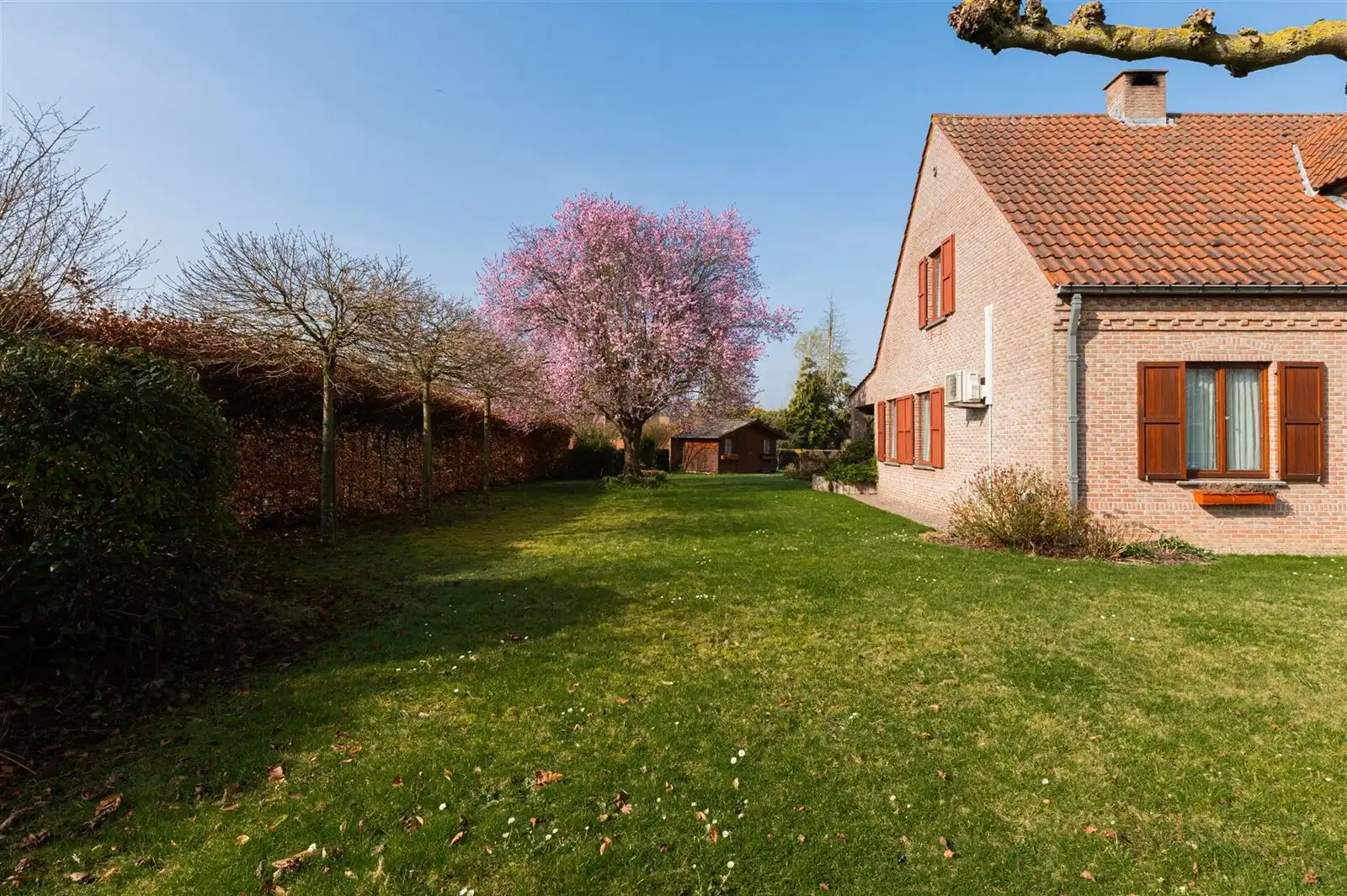 Rustig gelegen Villa met tuin op 22are60 foto 25