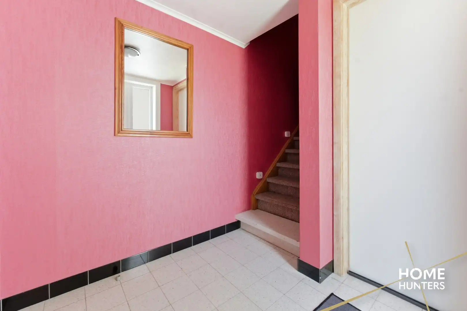 Ruim wonen in alle rust: halfopen woning met 4 slaapkamers in Ieper foto 11