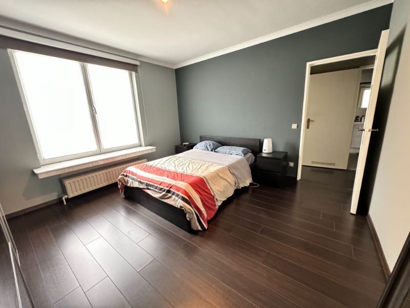 Ruim en gerenoveerd 3-slaapkamerapp met tuin & garage, Centrum Geel! foto 11