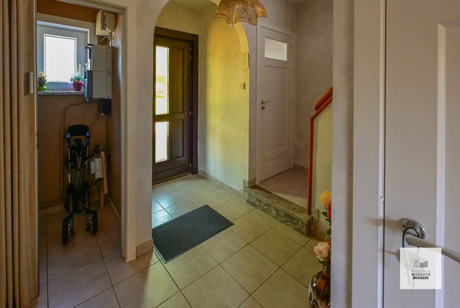 Te renoveren open bebouwing met 3 slaapkamers, tuin en garage op 627m2  foto 11