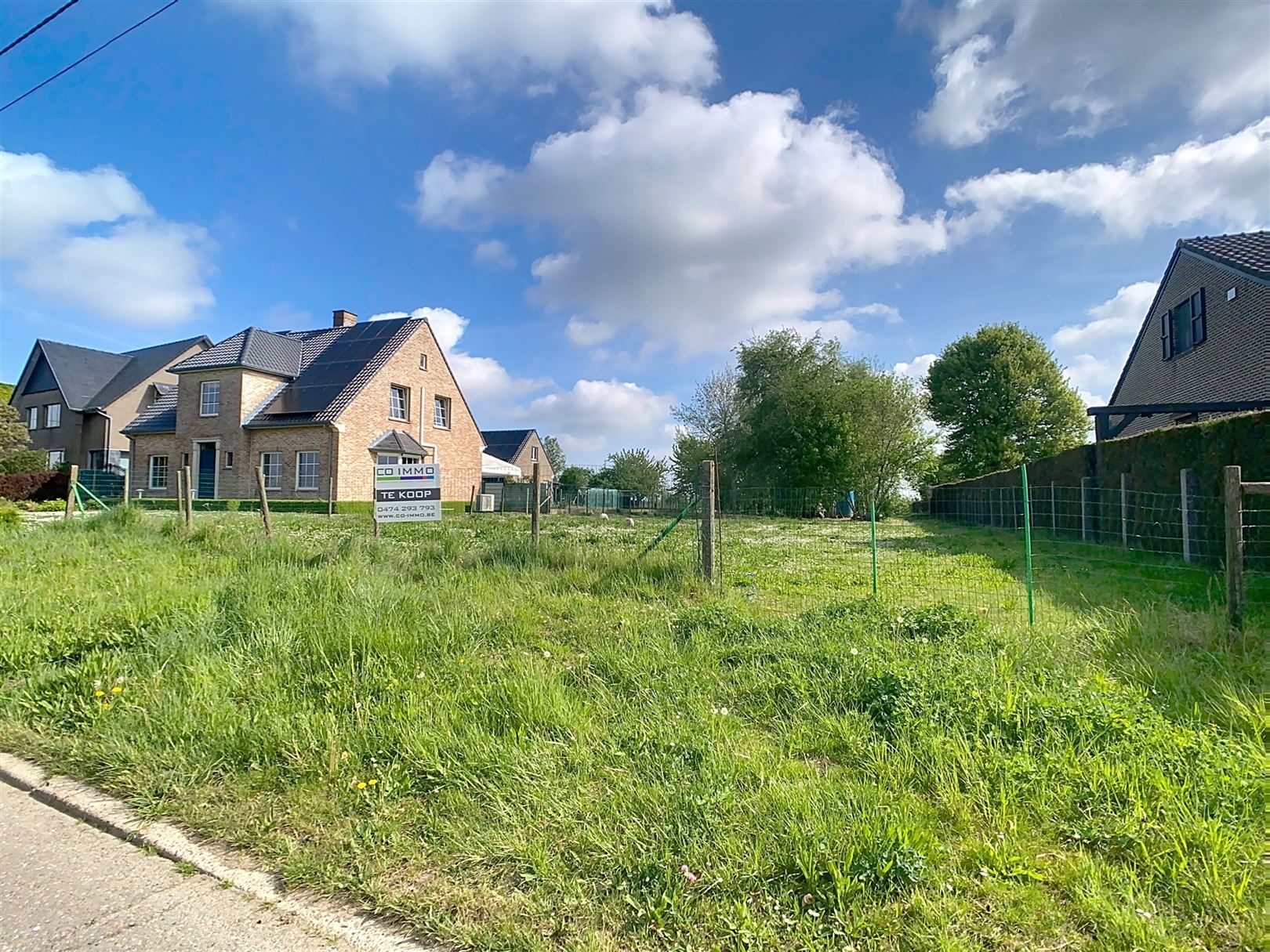 Mooi bouwgrond open bebouwing, 14a 91ca  foto {{pictureIndex}}