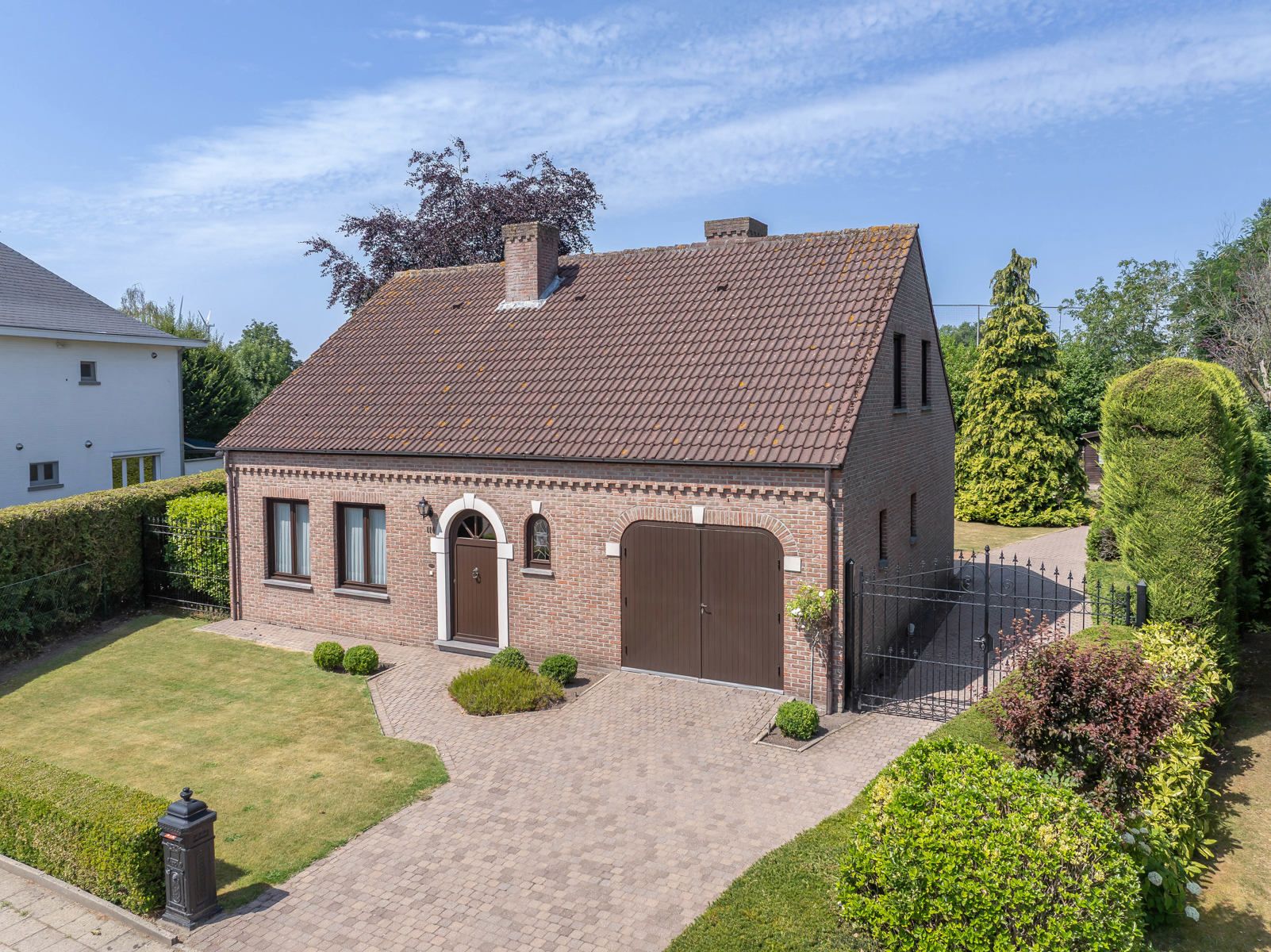 Huis te koop foto {{pictureIndex}}