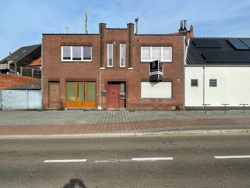 Opbrengsteigendom bestaande uit 2 appartementen met 1 slaapkamer. foto 24