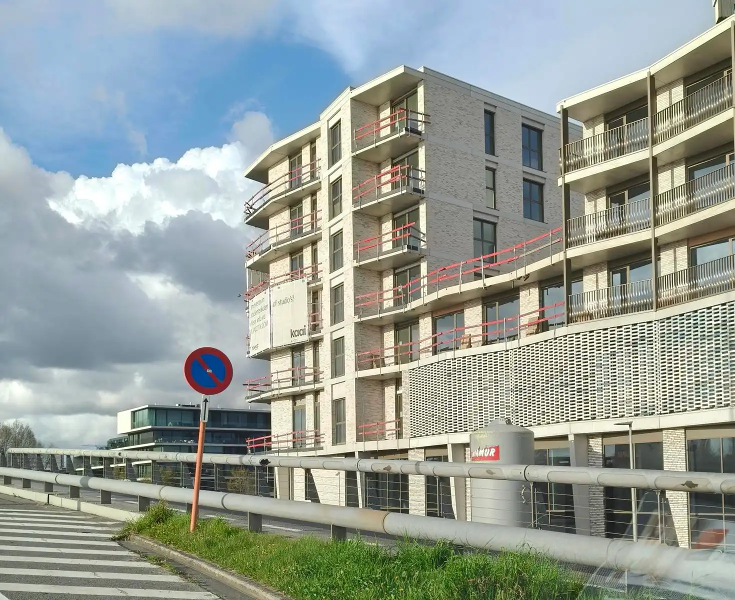 Commerciële nieuwbouwruimtes in prestigieus project !! foto 5