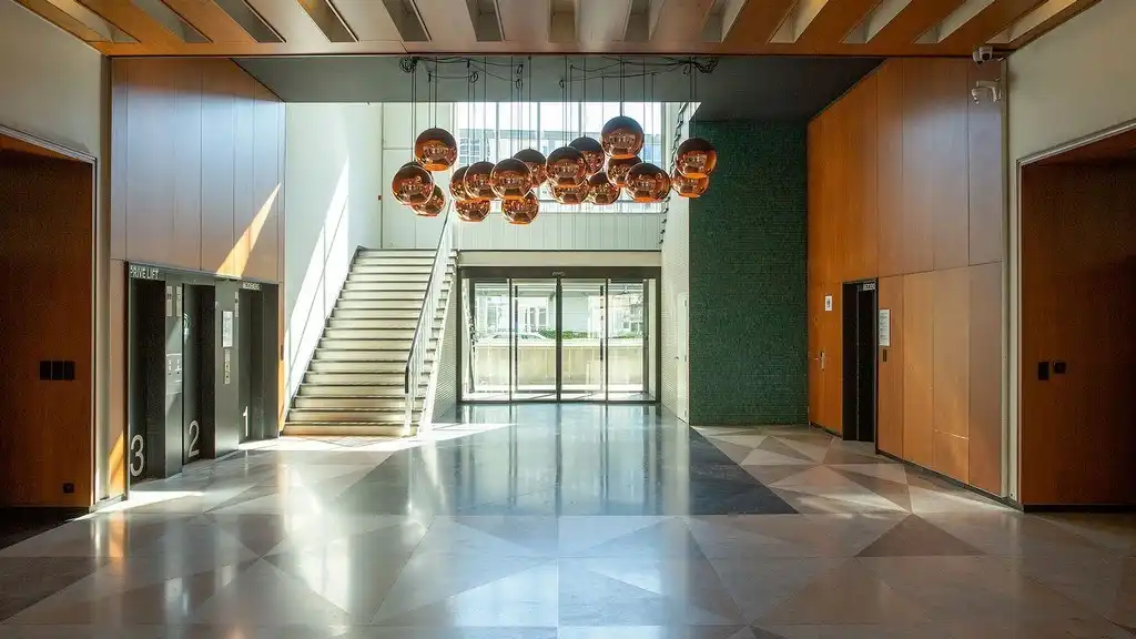 Stijlvol kantoor te huur in WAW building Antwerpen foto 3