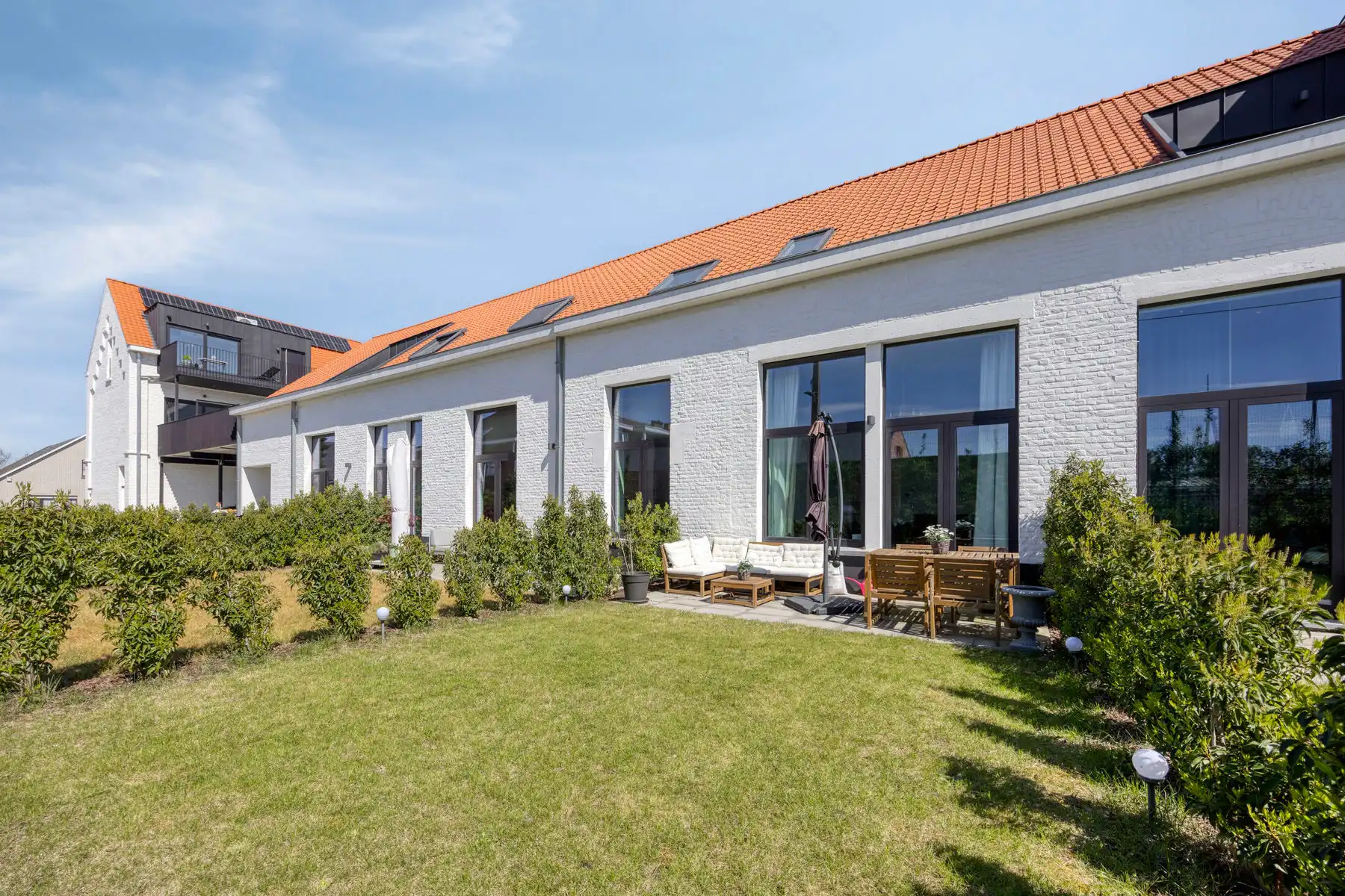 Prachtig duplex appartement met 2 kamers, tuin & staanplaats foto 2