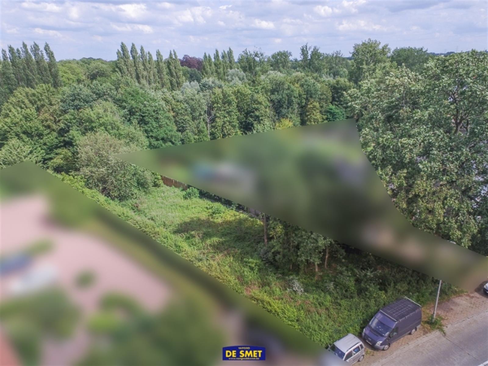 Perceel bouwgrond op 445 m² voor een gesloten bebouwing foto 2