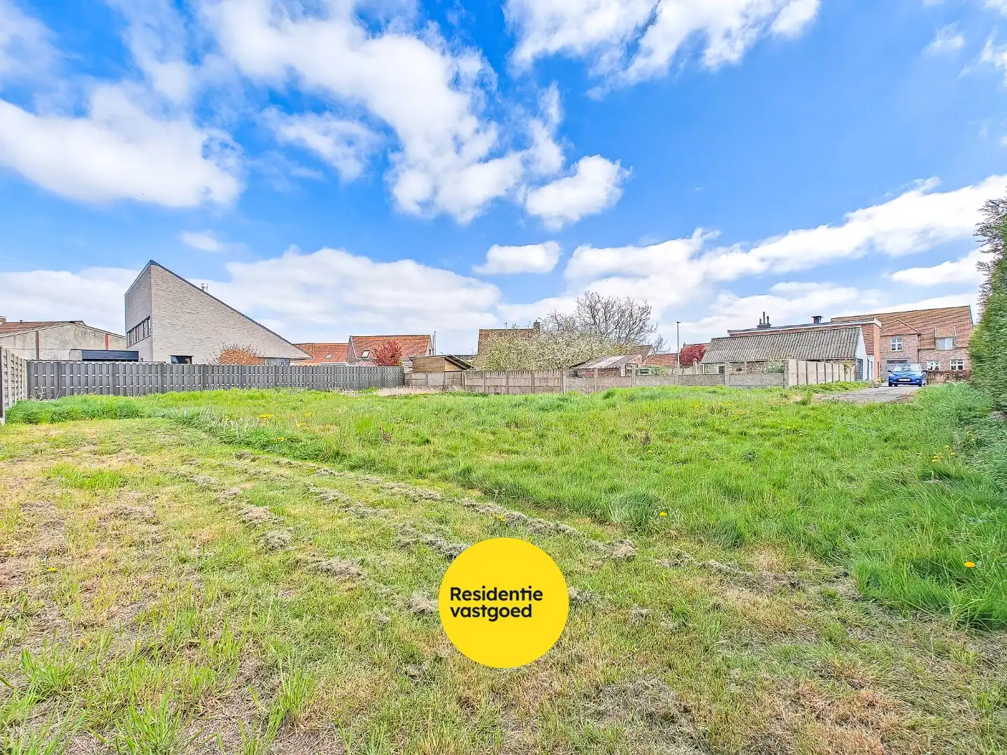 Rustig gelegen bouwgrond 786 m² te Bulskamp (vlakbij Veurne).  foto {{pictureIndex}}